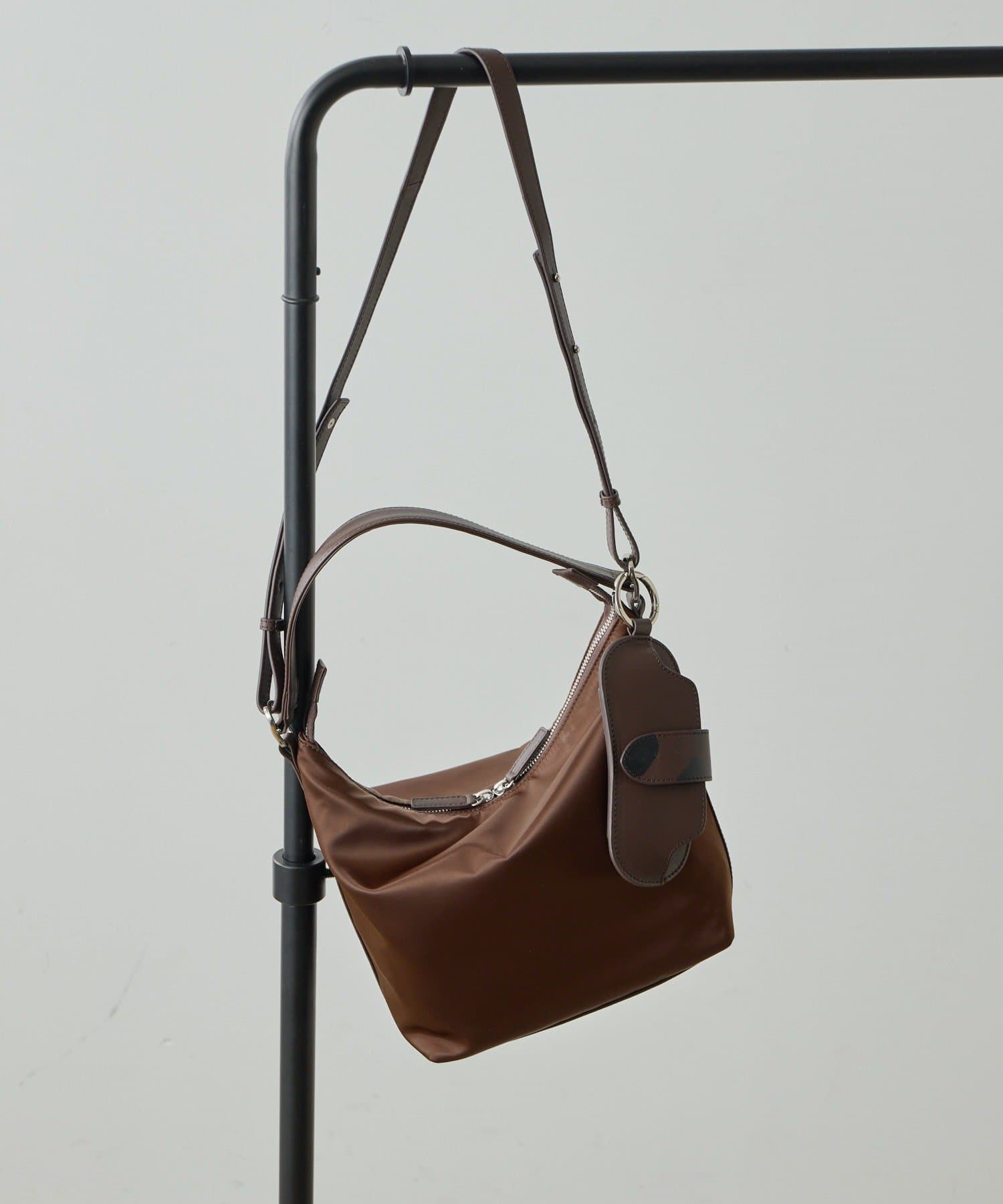 ear PAPILLONNER(イア パピヨネ) 【uchida企画】メガネケース付き2WAYショルダーバッグ《撥水》