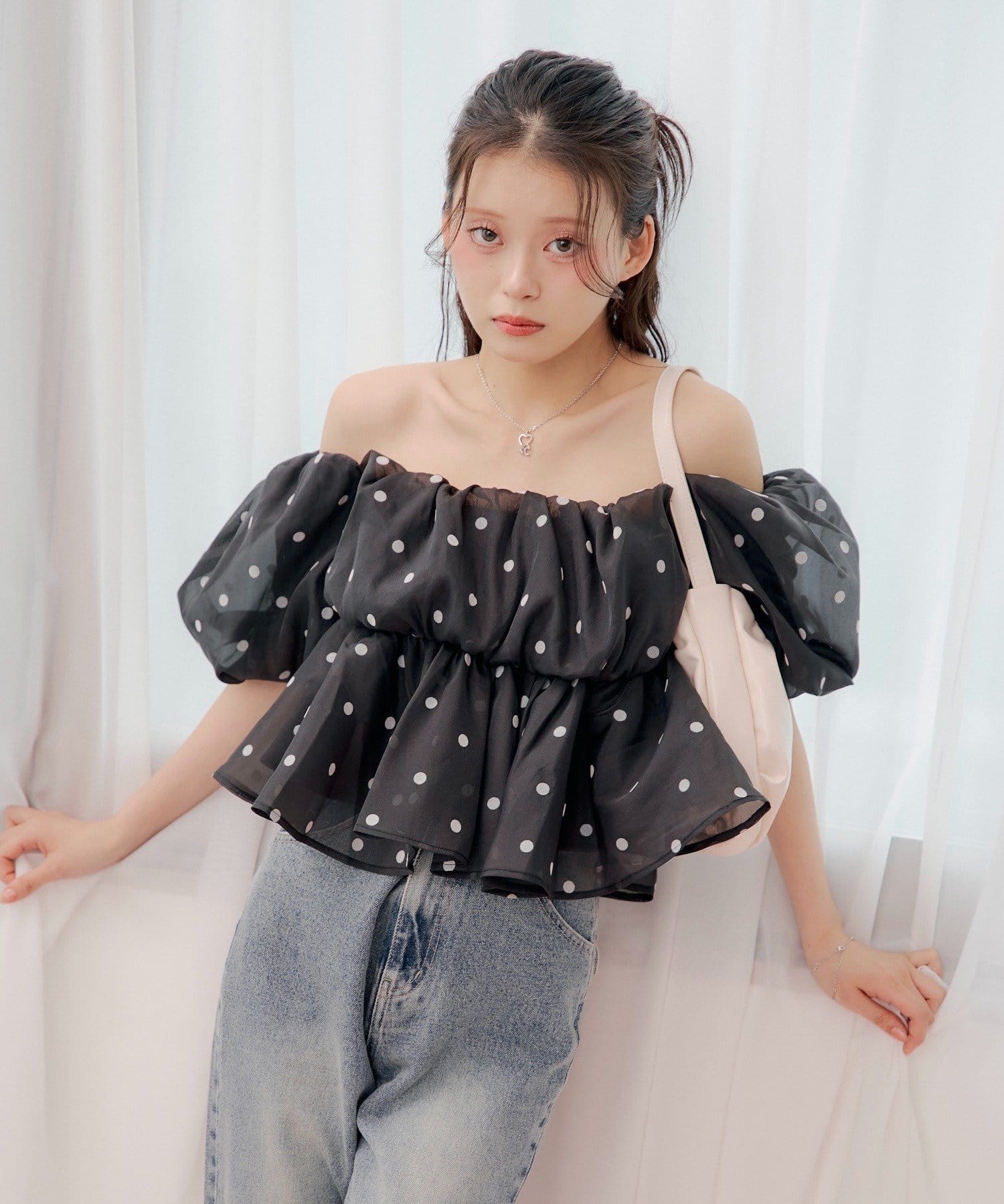 Chico(チコ) バルーンオフショルペプラムブラウス