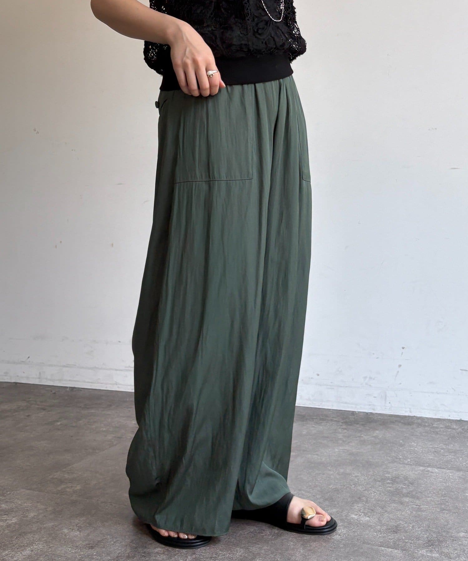 DOUDOU(ドゥドゥ) ソフトメモリーパンツ