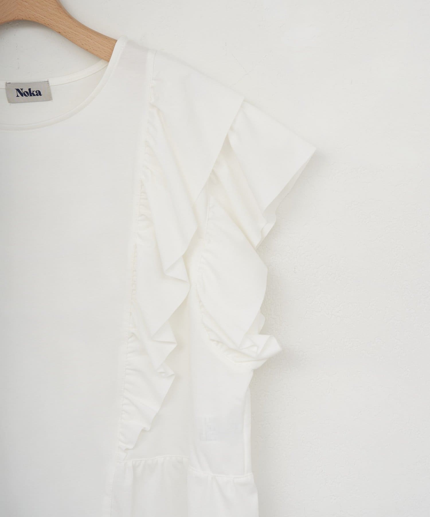 DISCOAT(ディスコート) 【Noka】フリルデザインTシャツ