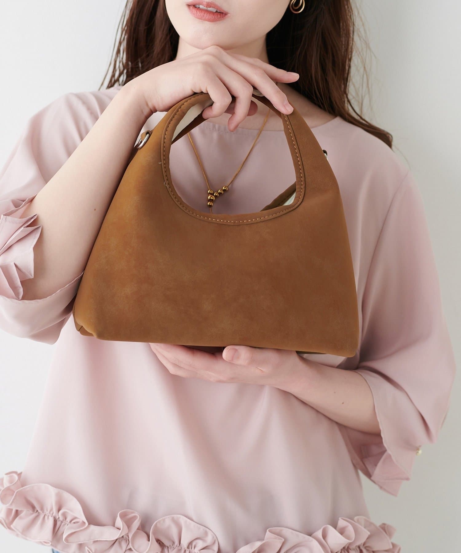 NICE CLAUP / OLIVE des OLIVE OUTLET(ナイスクラップ  / オリーブ デ オリーブ アウトレット) 【natural couture】リボン付きスエードバッグ