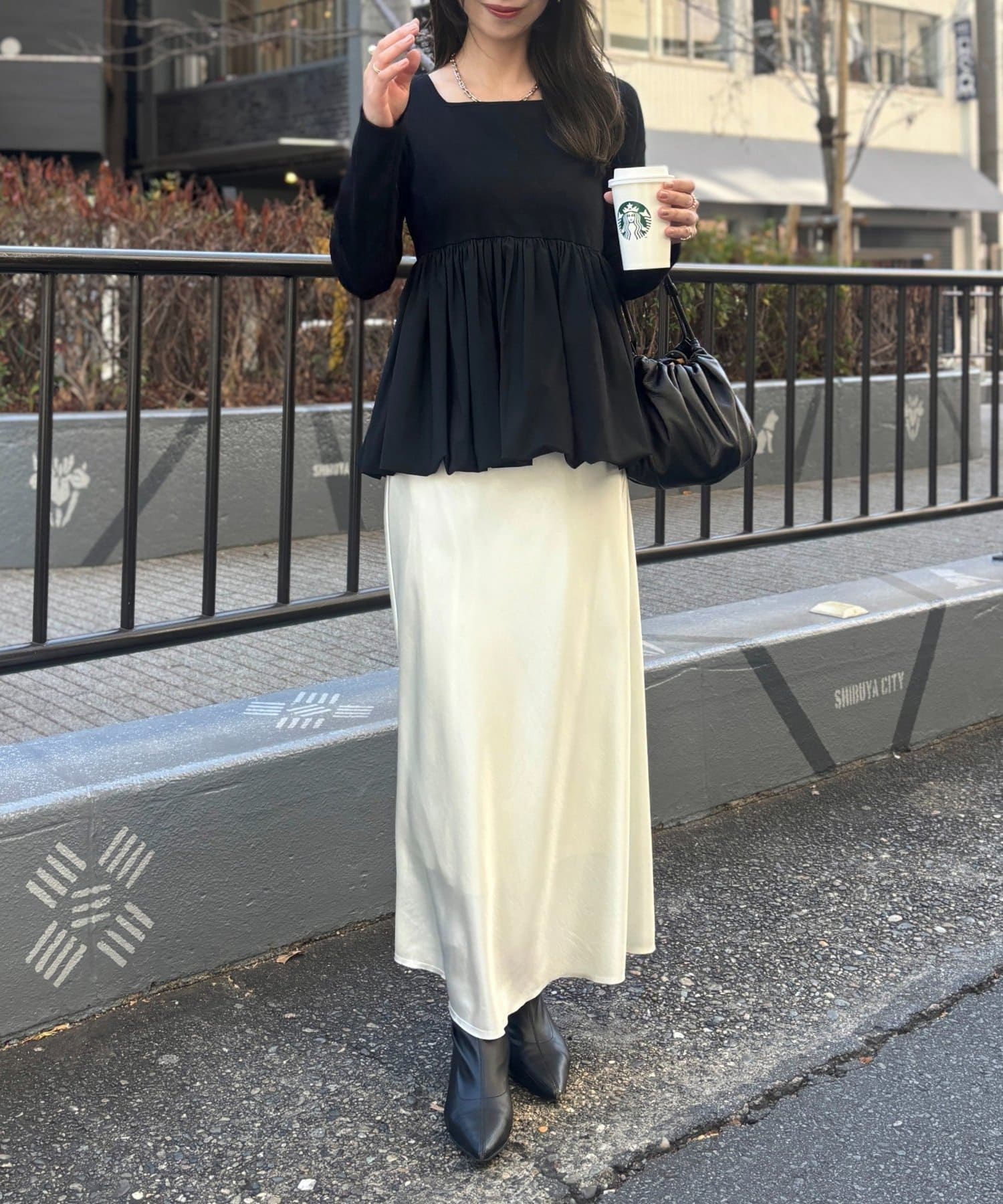 NICE CLAUP / OLIVE des OLIVE OUTLET(ナイスクラップ  / オリーブ デ オリーブ アウトレット) 【LARUTA】前後2WAY裾バルーンプルオーバー