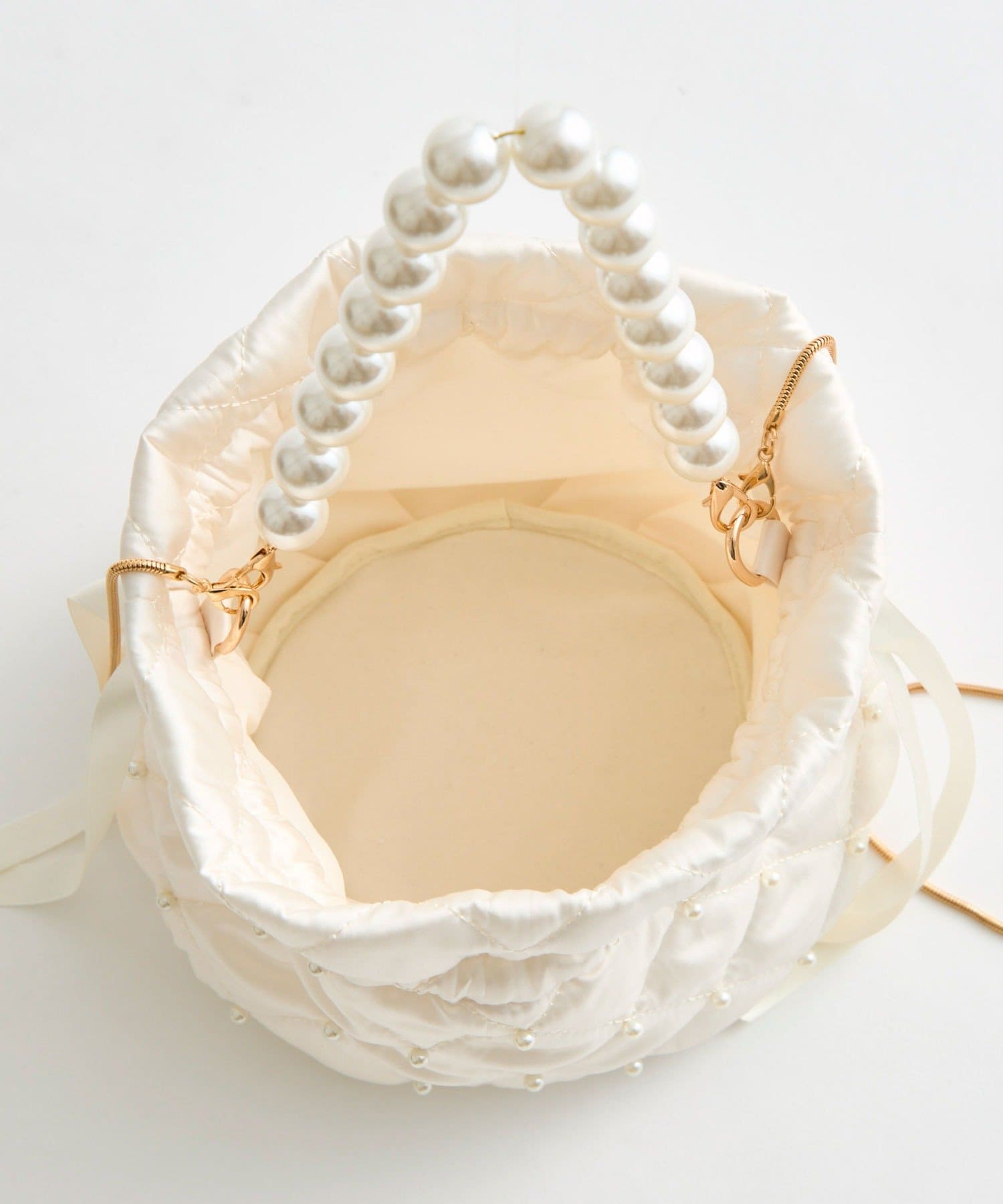 OLIVE des OLIVE(オリーブ デ オリーブ) パールキルト巾着バッグ