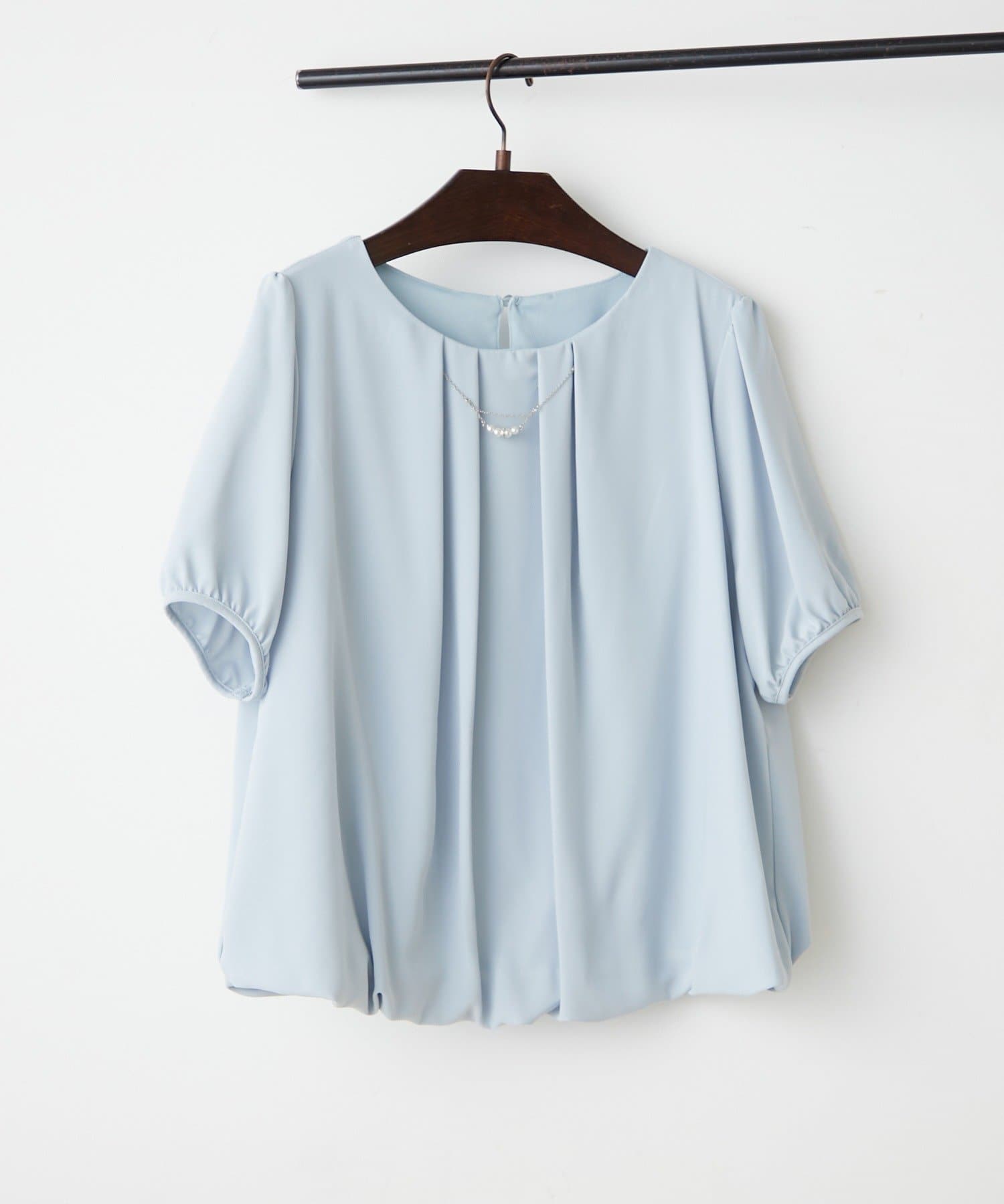 NICE CLAUP / OLIVE des OLIVE OUTLET(ナイスクラップ  / オリーブ デ オリーブ アウトレット) 【OUTLET限定】【continuer】チャーム付裾バルーンブラウス