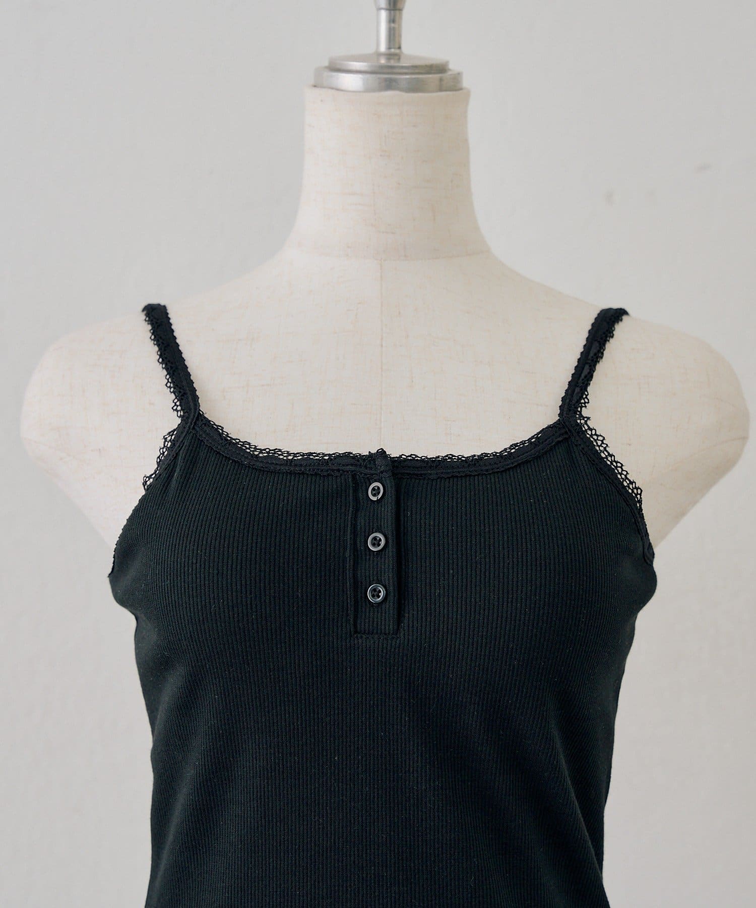 NICE CLAUP / OLIVE des OLIVE OUTLET(ナイスクラップ  / オリーブ デ オリーブ アウトレット) 【ANOTHER BRANCH】ヘンリーレース付キャミ