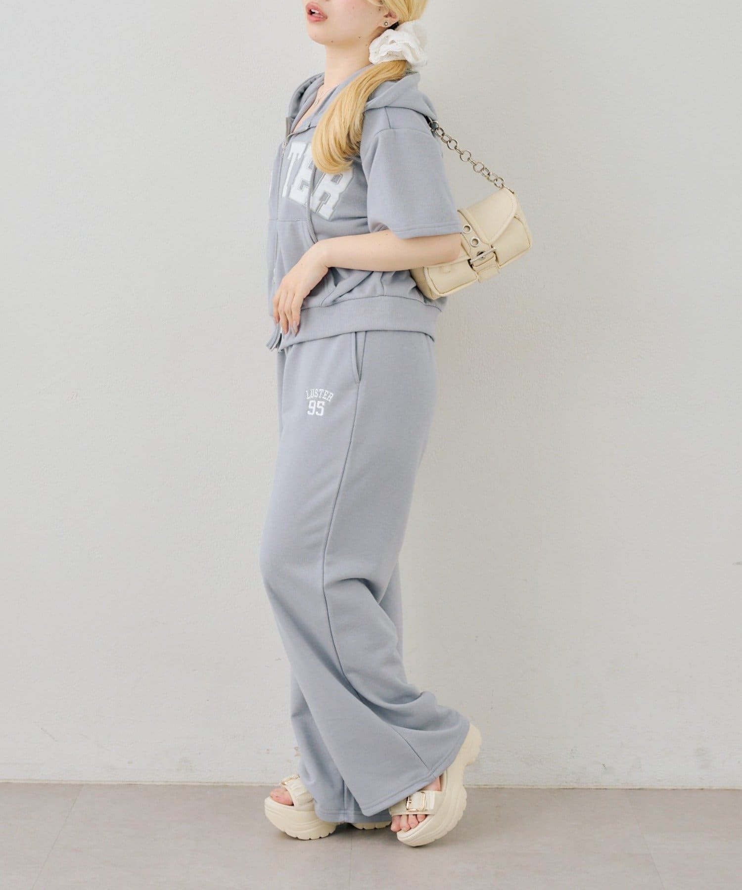 NICE CLAUP / OLIVE des OLIVE OUTLET(ナイスクラップ  / オリーブ デ オリーブ アウトレット) 【ANOTHER BRANCH】BIGロゴパーカー空港セットアップ