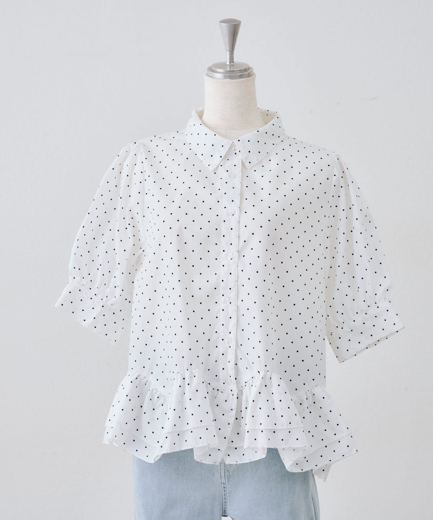 NICE CLAUP / OLIVE des OLIVE OUTLET(ナイスクラップ  / オリーブ デ オリーブ アウトレット) 【ANOTHER BRANCH】フリルヘムブラウス