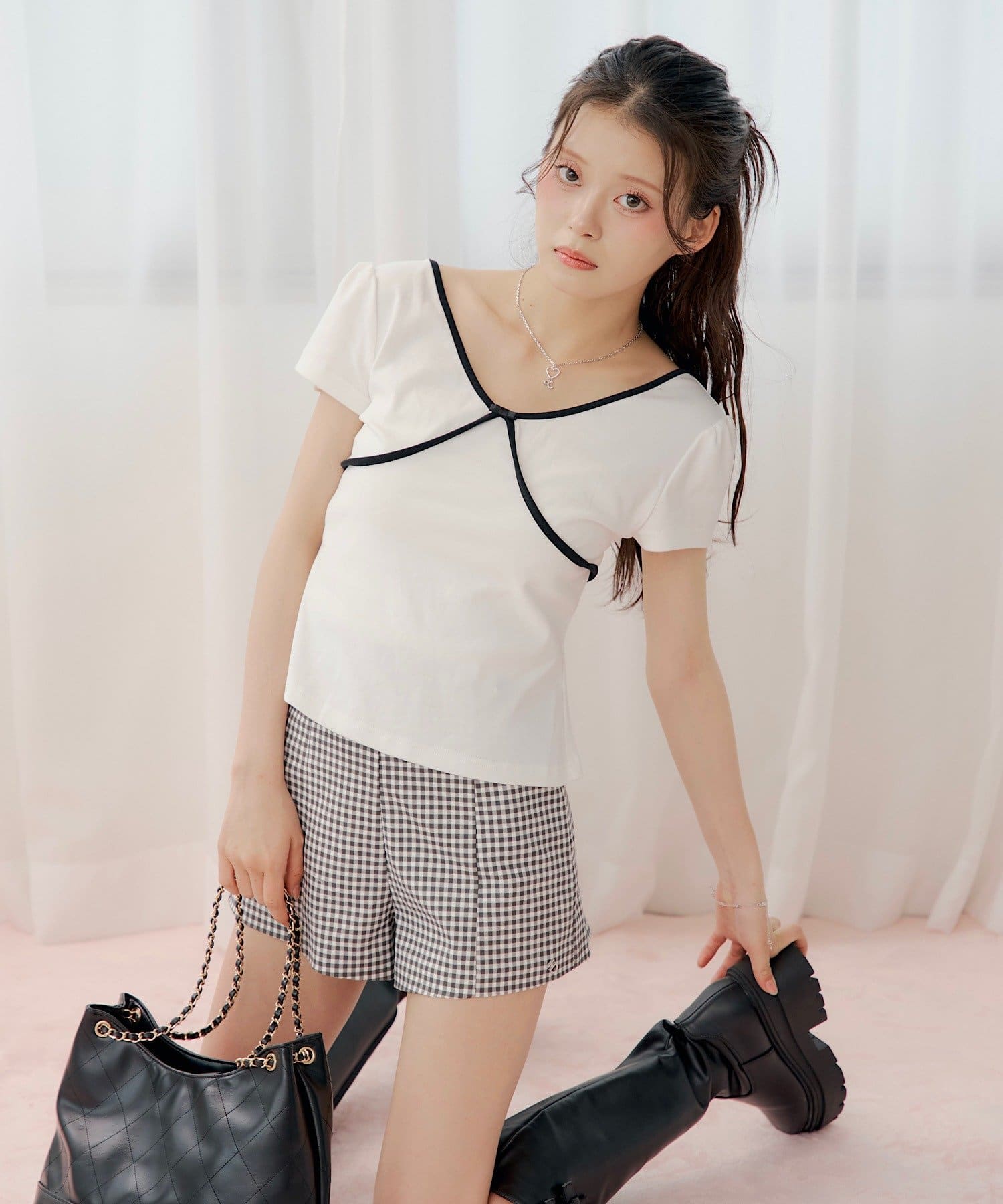 Chico(チコ) バック開きフレンチスリーブトップス