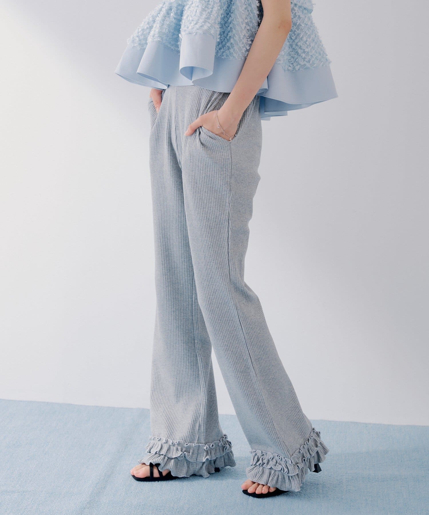 Chico(チコ) 【SALON by Chico】ストレッチタイトフレアリブパンツ