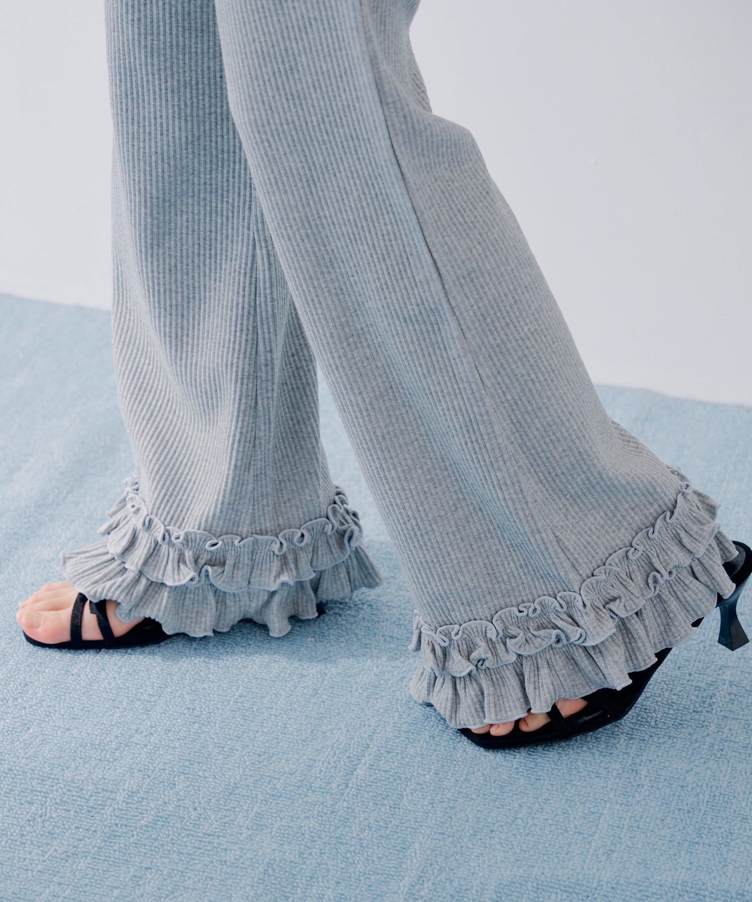 Chico(チコ) 【SALON by Chico】ストレッチタイトフレアリブパンツ