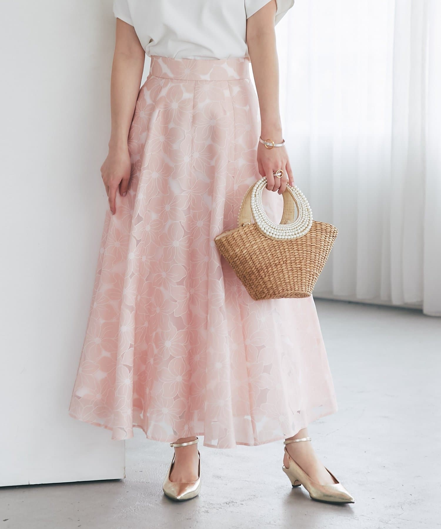 La boutique BonBon(ラブティックボンボン) 【BonBonガールズセレクト】オパール加工お花フレアスカート