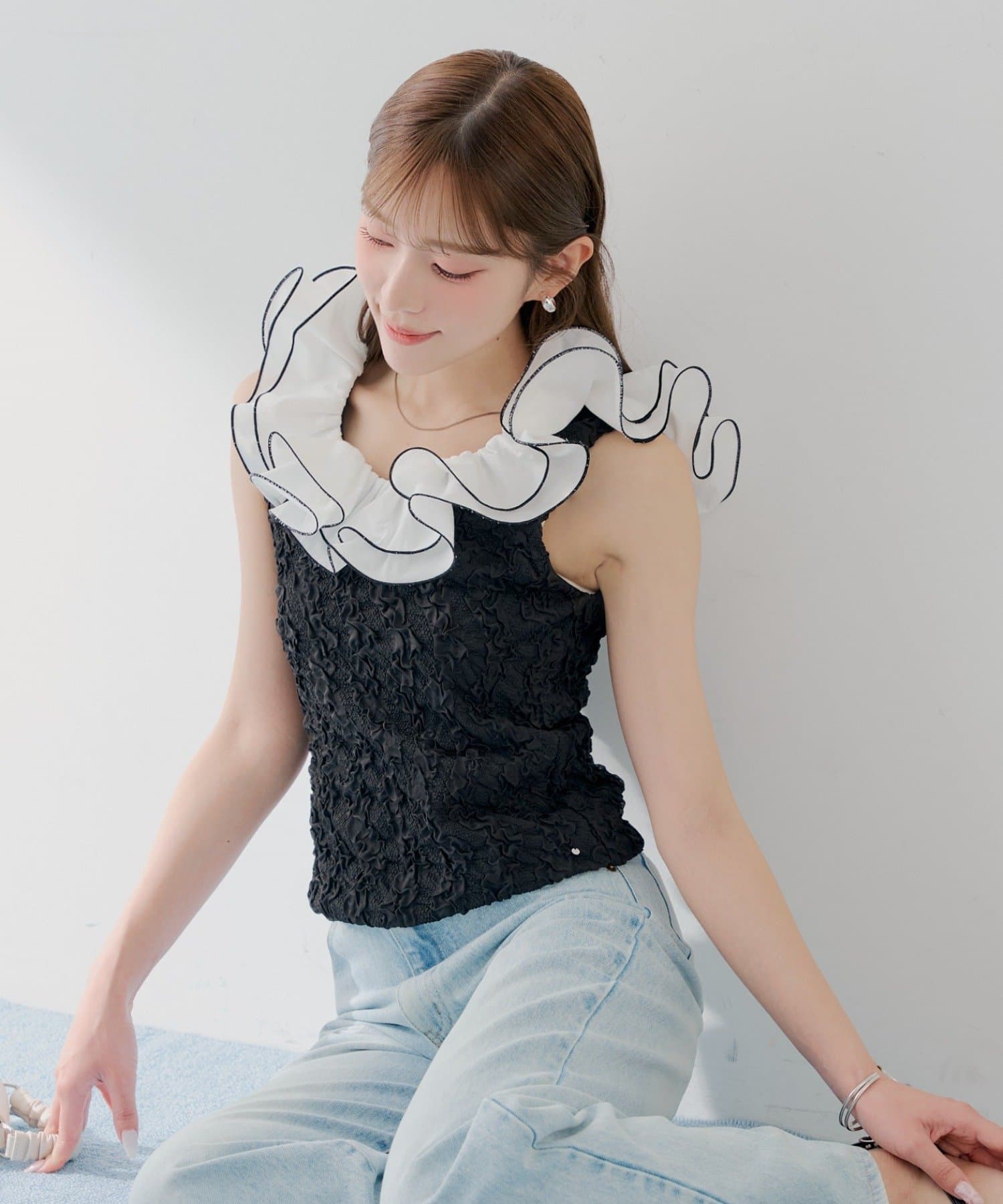 Chico(チコ) 【SALON  by Chico】バイカラーラッフルジャガードタンク