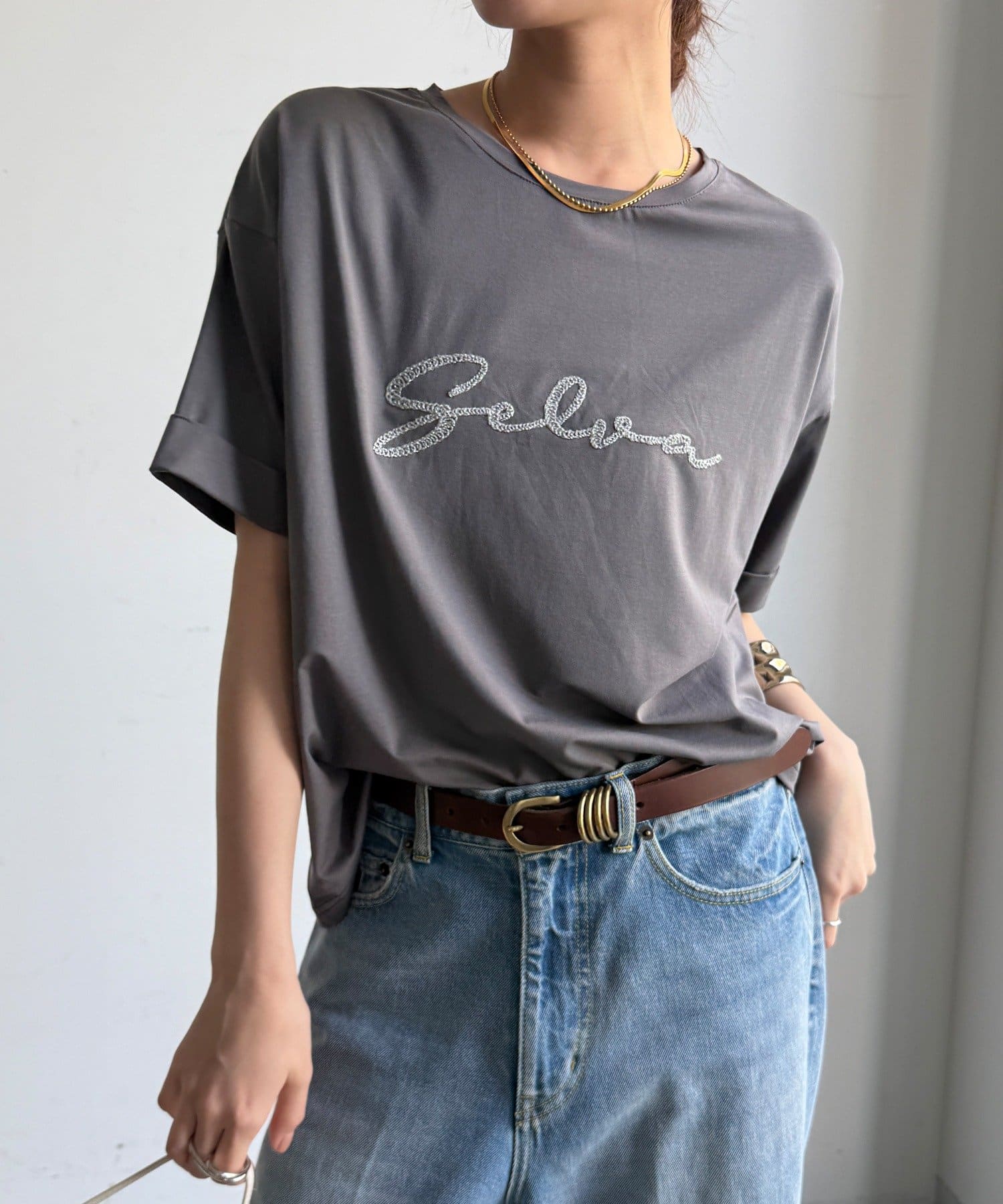 DOUDOU(ドゥドゥ) 【WEB限定】コード刺繍ロゴTEE