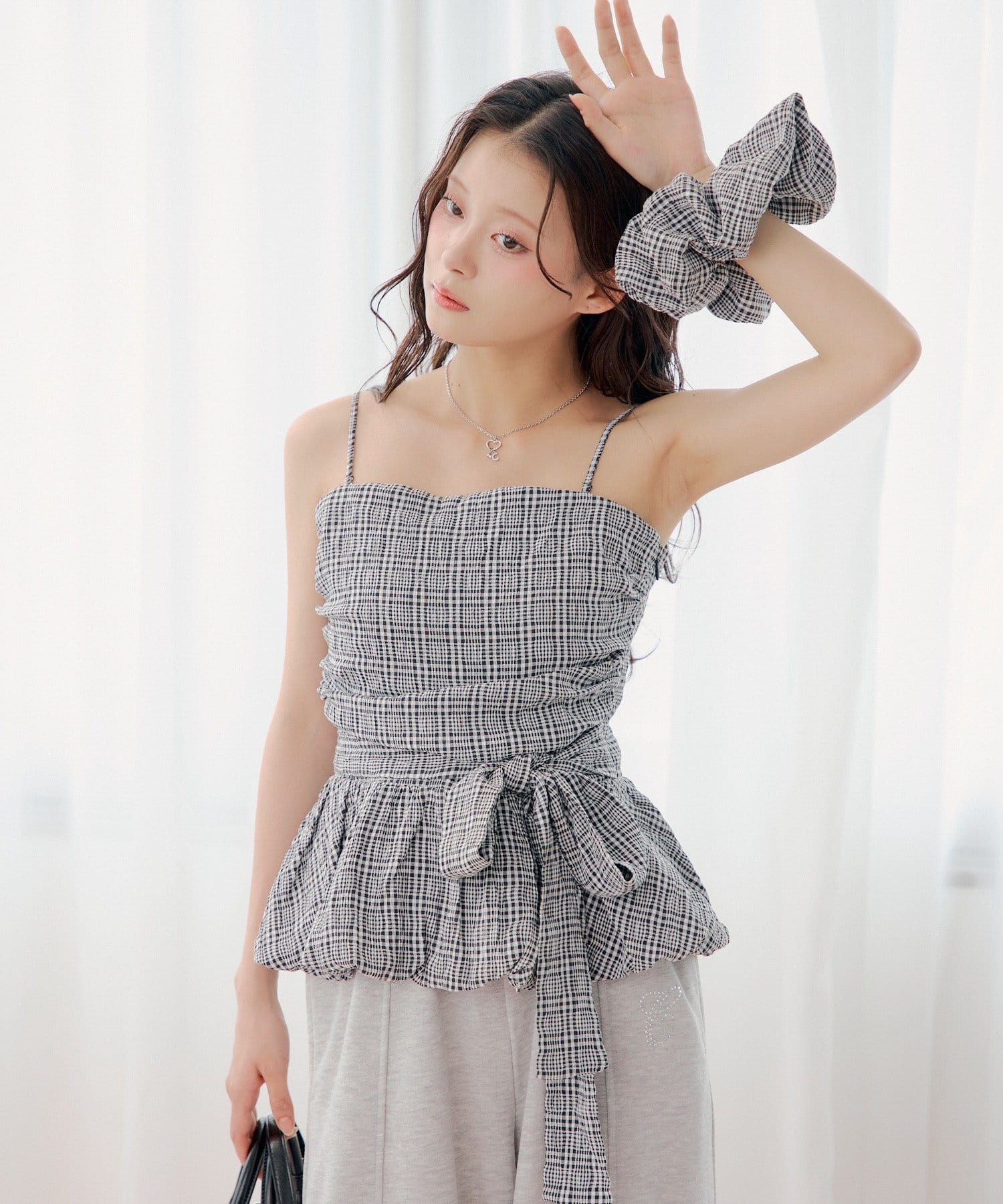 Chico(チコ) ギンガムバルーンペプラムトップス+シュシュセット