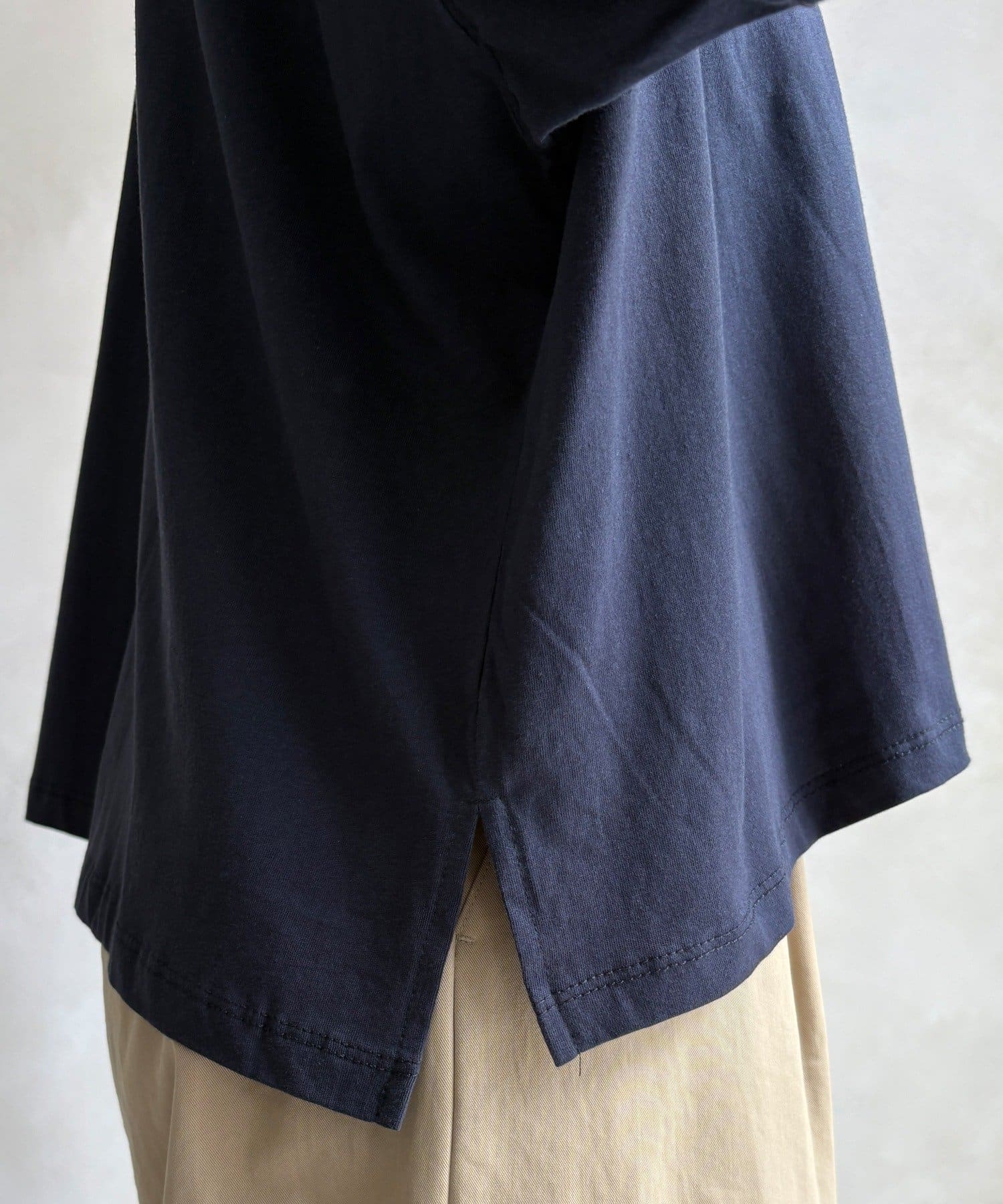 DOUDOU(ドゥドゥ) 【WEB限定】ワイドシルエット箔ロゴTEE