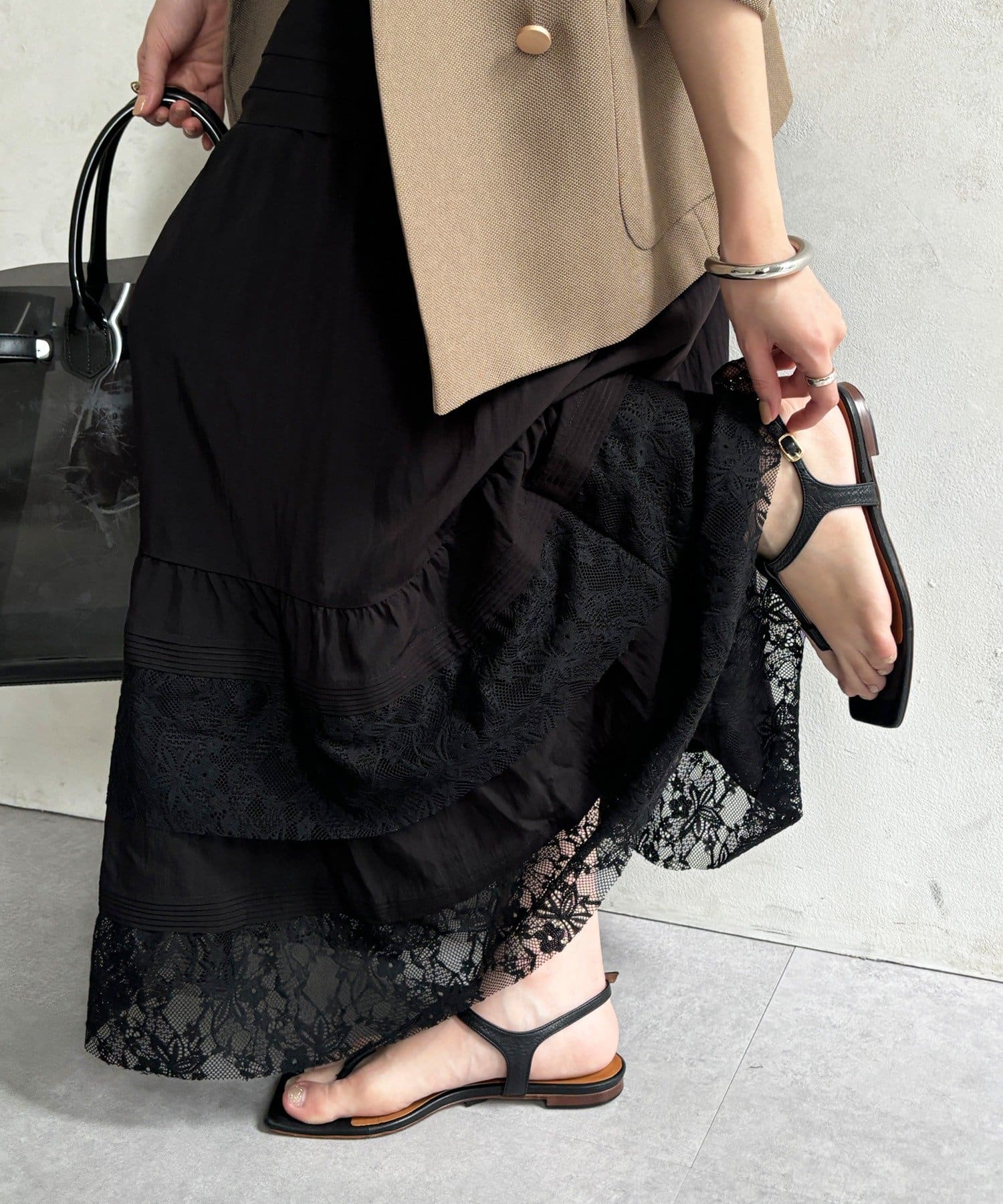 DOUDOU(ドゥドゥ) 【24日 10%OFFで予約スタート！】レース切替キャミワンピース