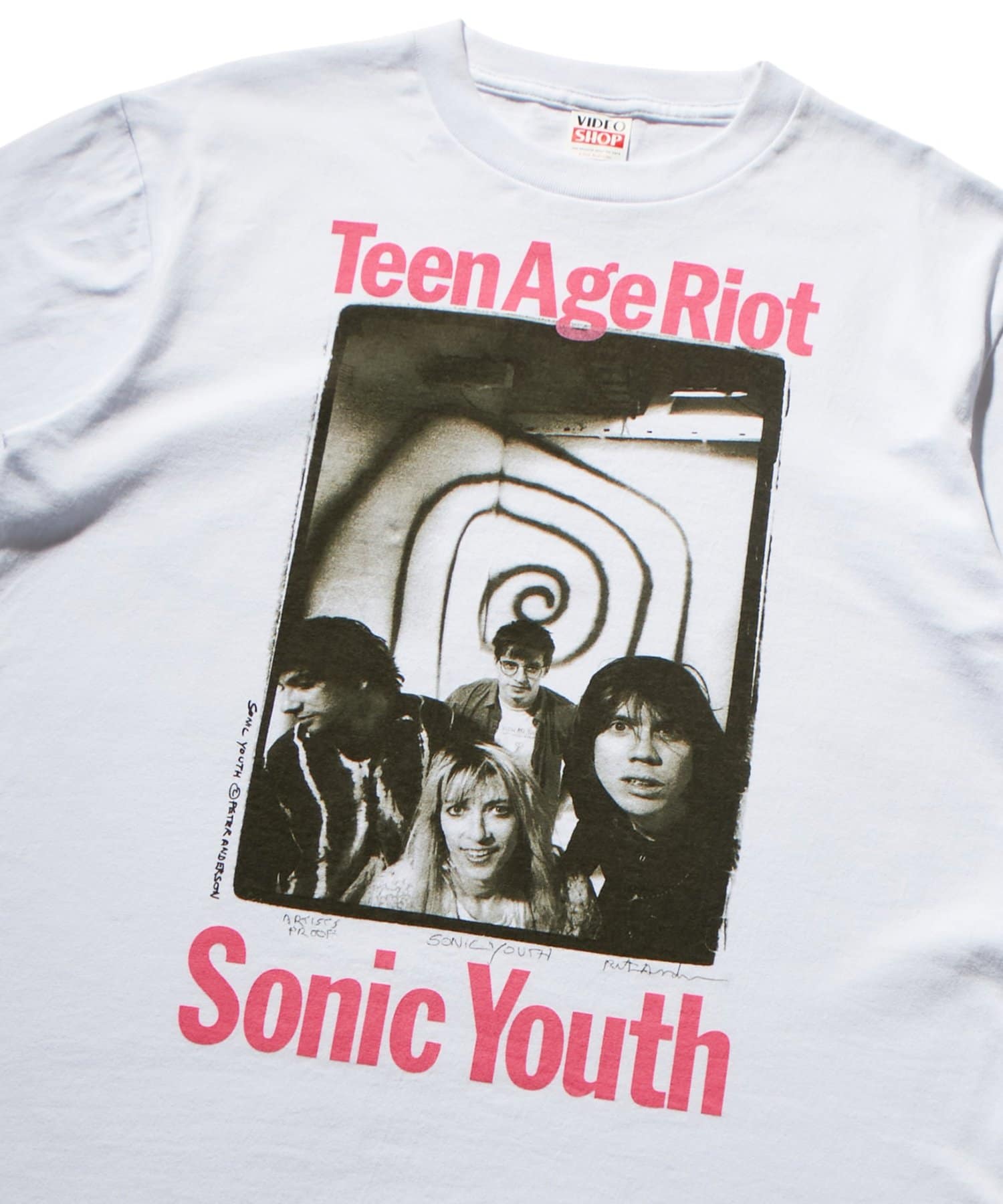 WHO’S WHO gallery(フーズフーギャラリー) 【PETERANDERSON×VIDEO SHOP】Sonic Youth 　