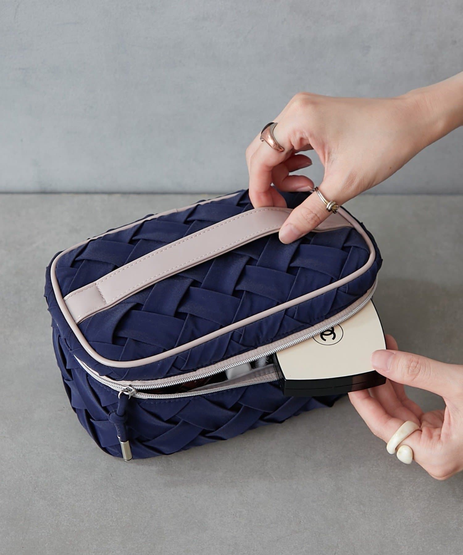 BIRTHDAY BAR(バースデイバー) Suede Vanity Pouch バニティポーチ