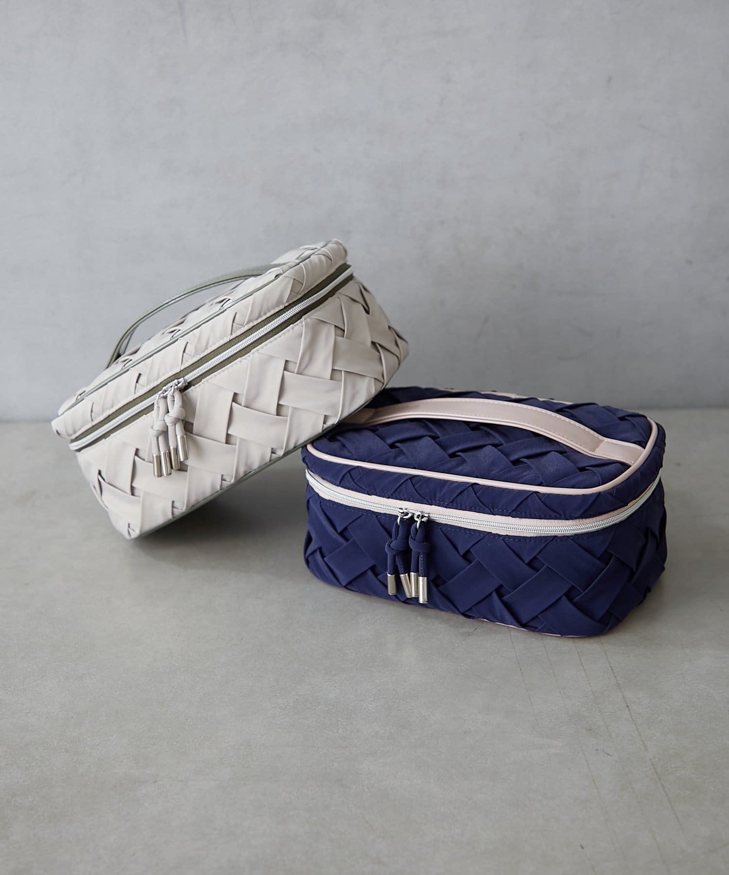 BIRTHDAY BAR(バースデイバー) Suede Vanity Pouch バニティポーチ
