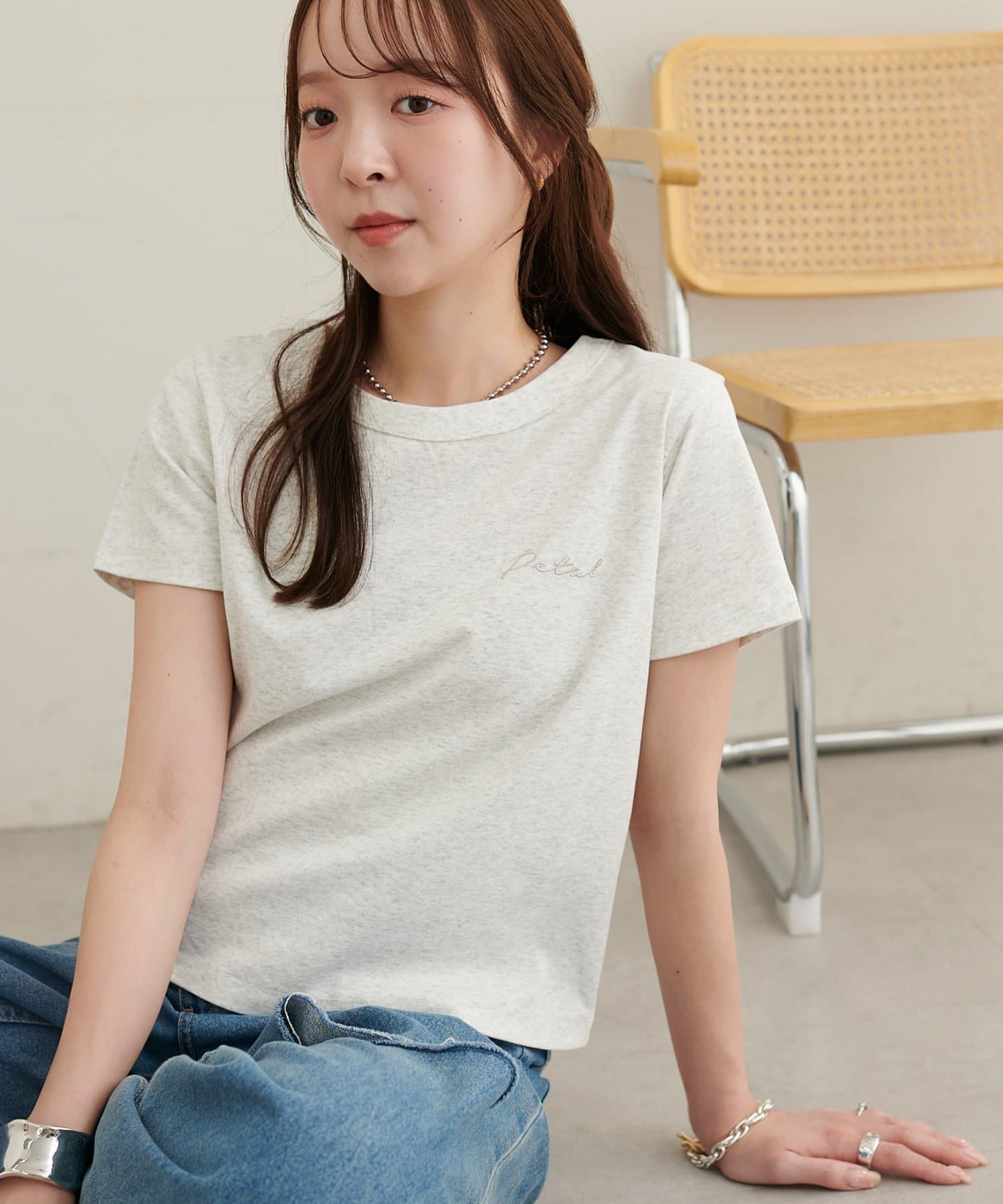 DISCOAT(ディスコート) 【WEB限定】前後2WAYロゴ刺繍ミニTシャツ