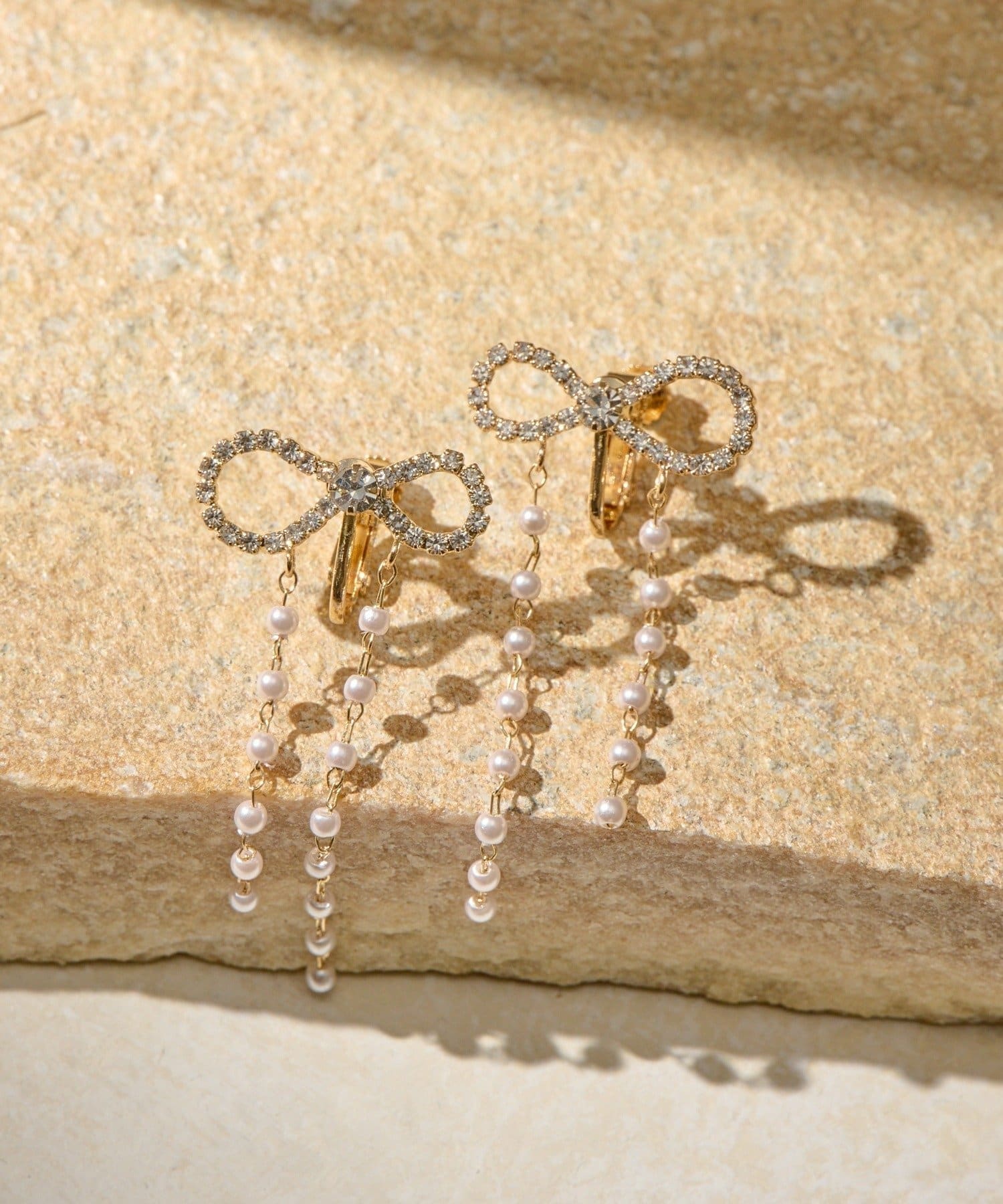 Lattice(ラティス) パールリボンイヤリング