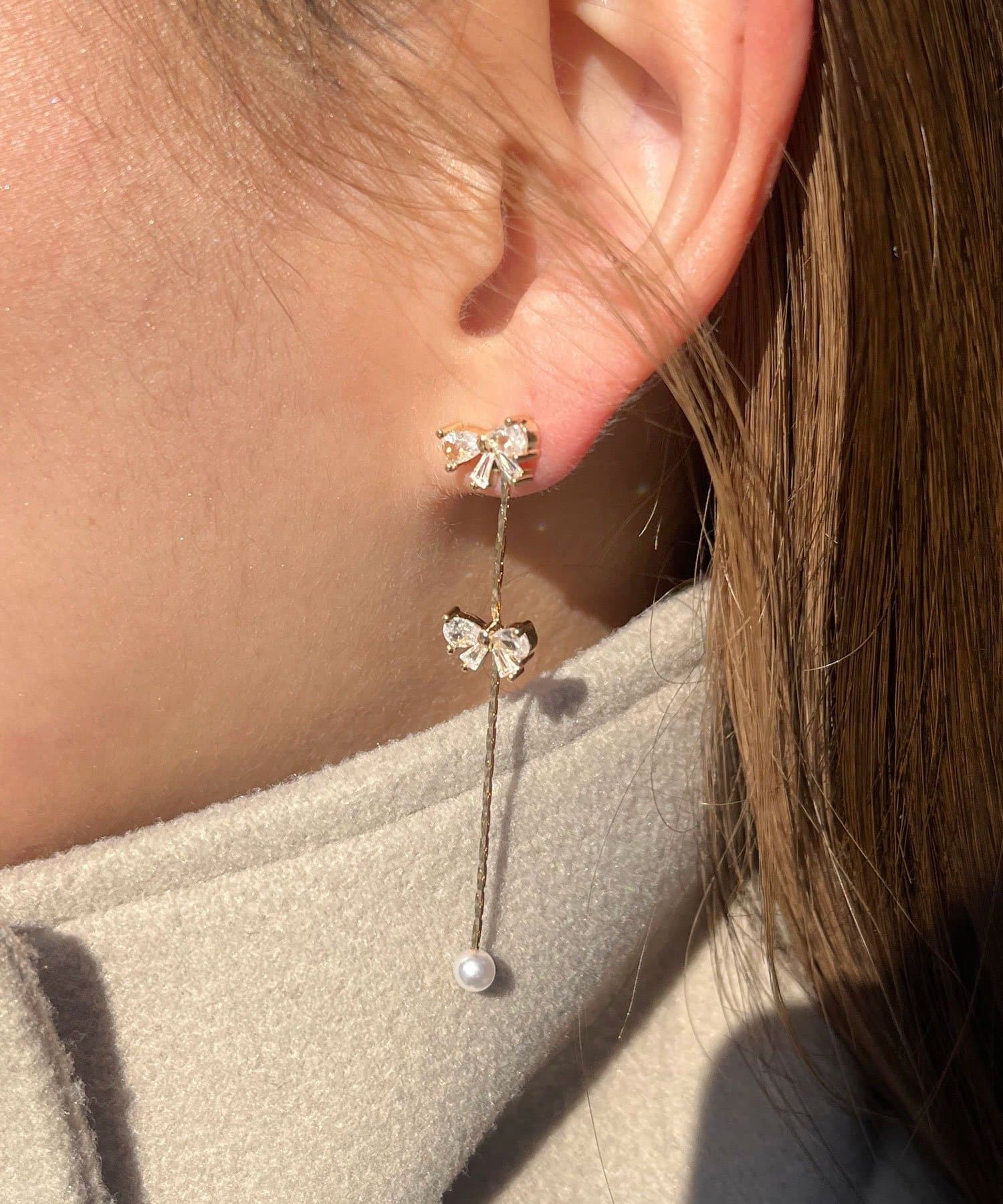 Lattice(ラティス) ストーンリボンピアス