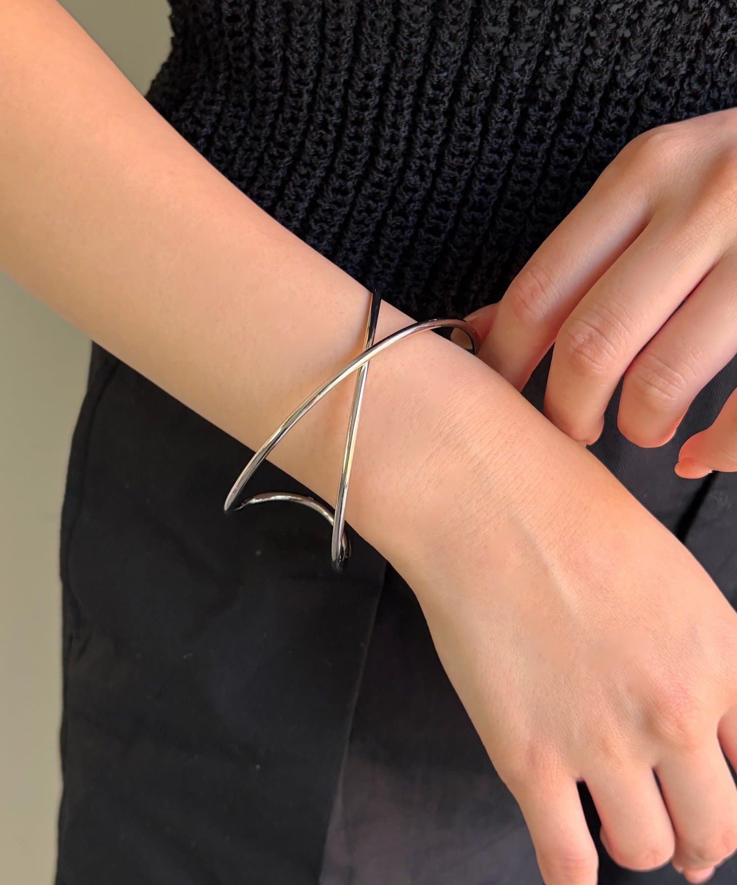 Lattice(ラティス) メタルニュアンスバングル