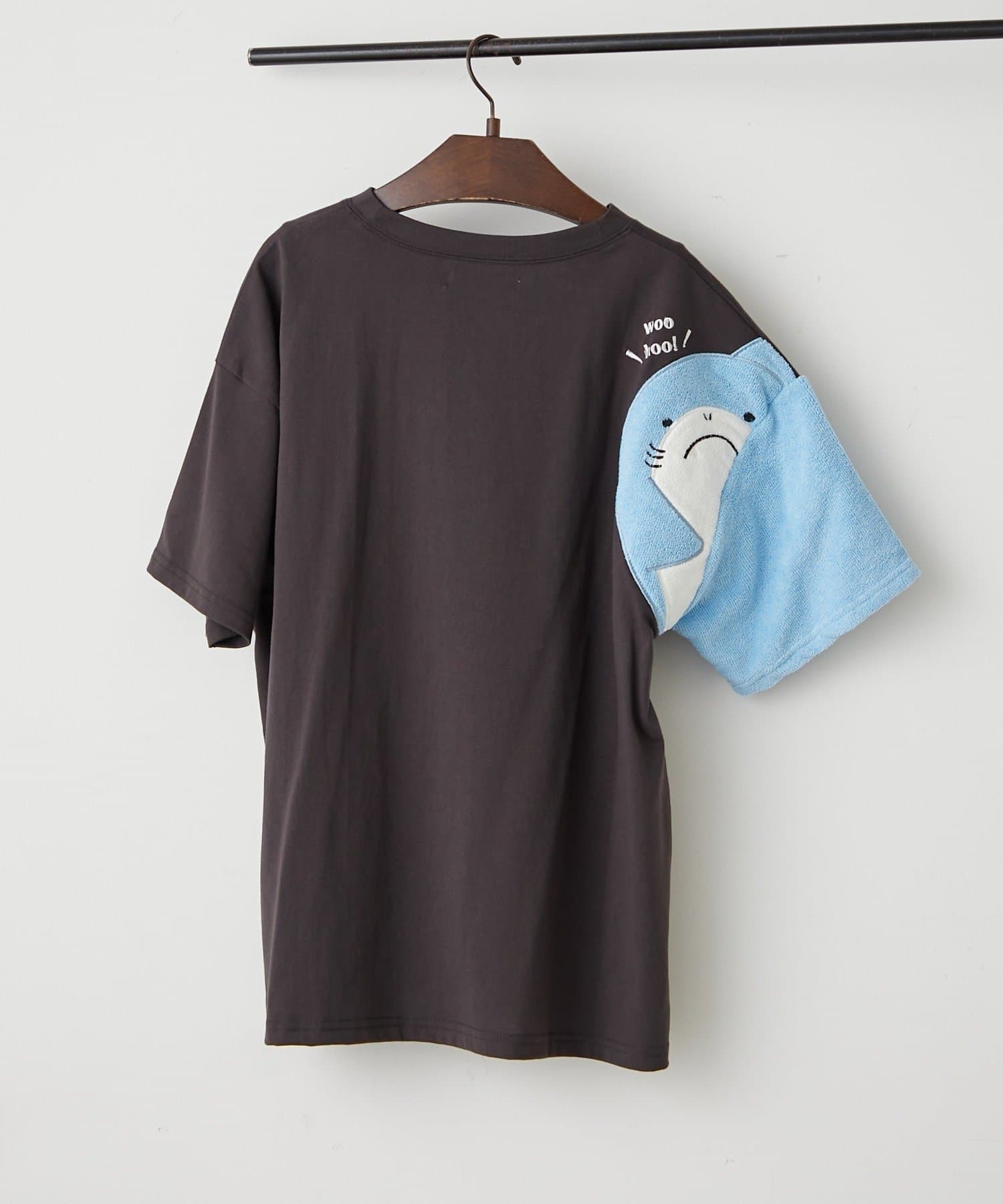 NICE CLAUP / OLIVE des OLIVE OUTLET(ナイスクラップ  / オリーブ デ オリーブ アウトレット) 【ANOTHER BRANCH】アニマルひょっこりTシャツ