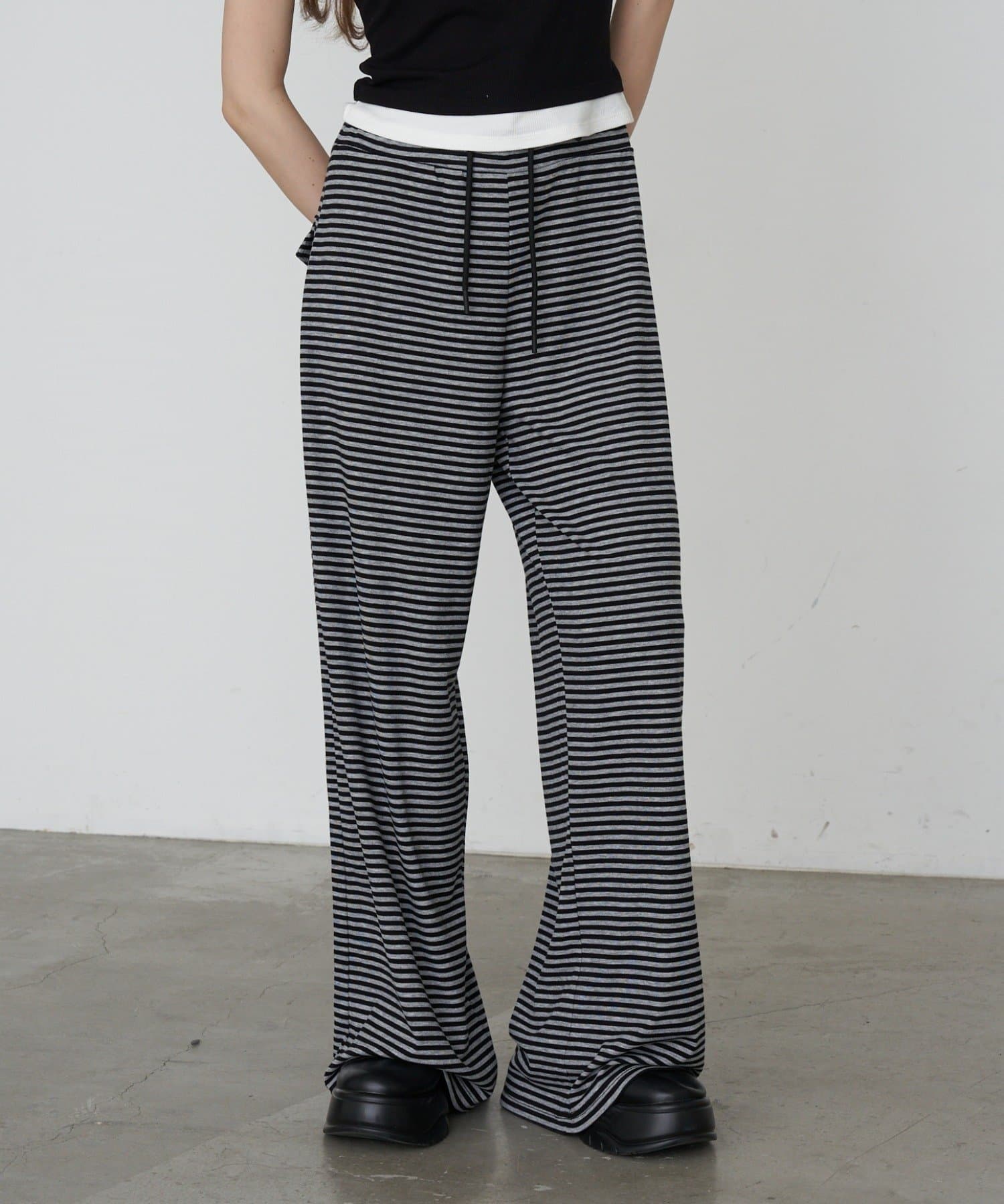 RAY CASSIN(レイカズン) ボーダーカットパンツ