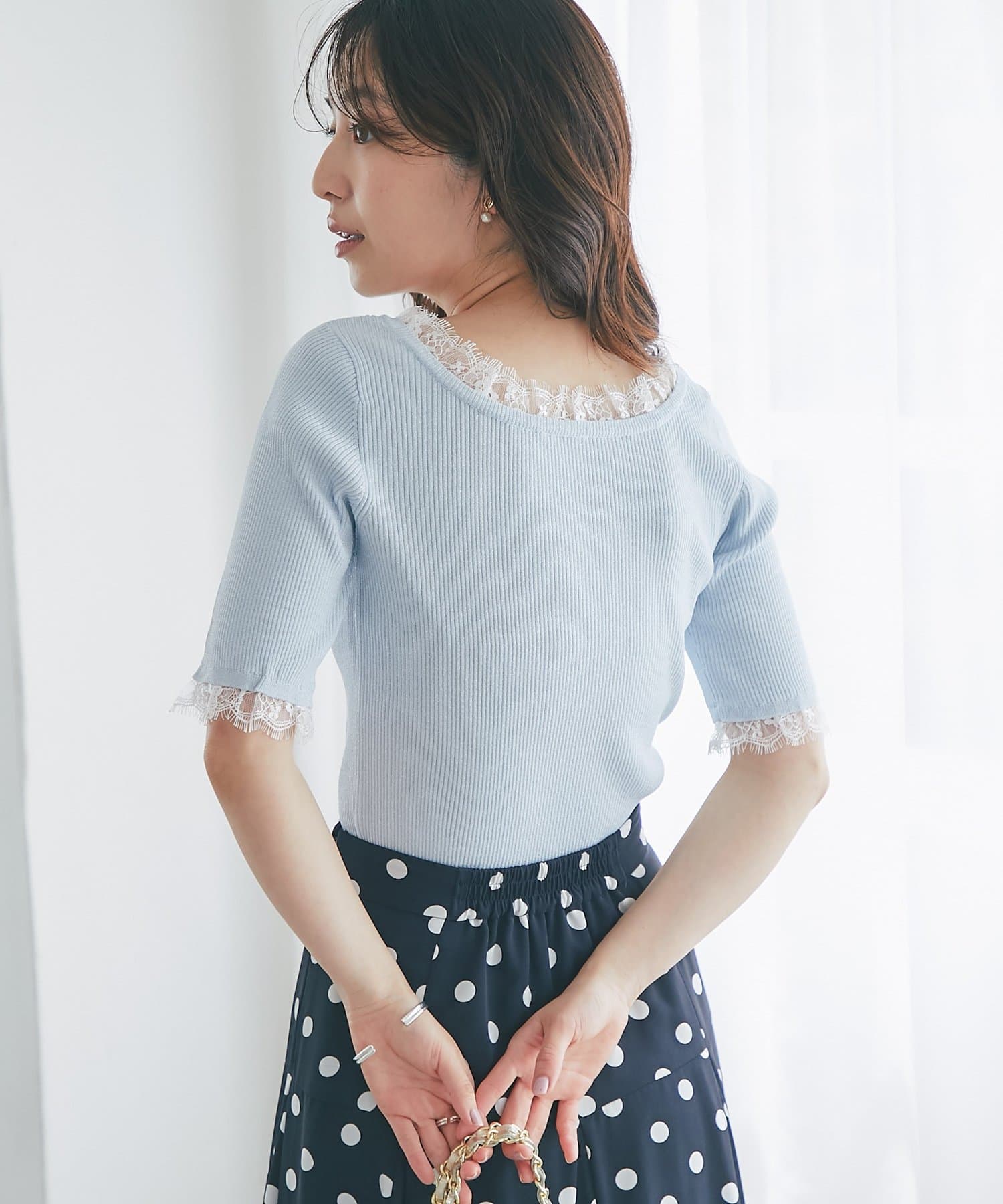 La boutique BonBon(ラブティックボンボン) クールタッチUVレース付き前後2WAYラメリブニット