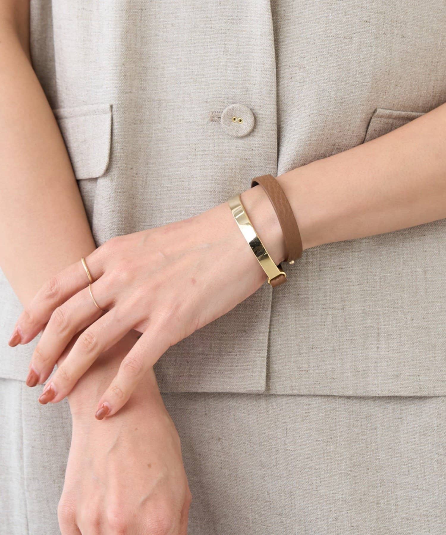 BEARDSLEY(ビアズリー) 《4/24(金)12時予約開始》レザーバングル《LIVETART》