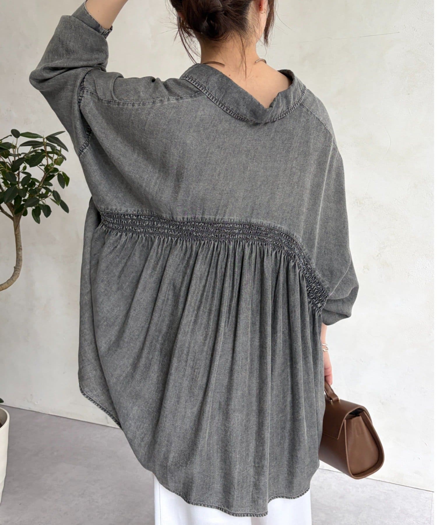 Jena　espace merveilleux(ジェナ　エスパスメルヴェイユ) テンセルバックシャーリングシャツ