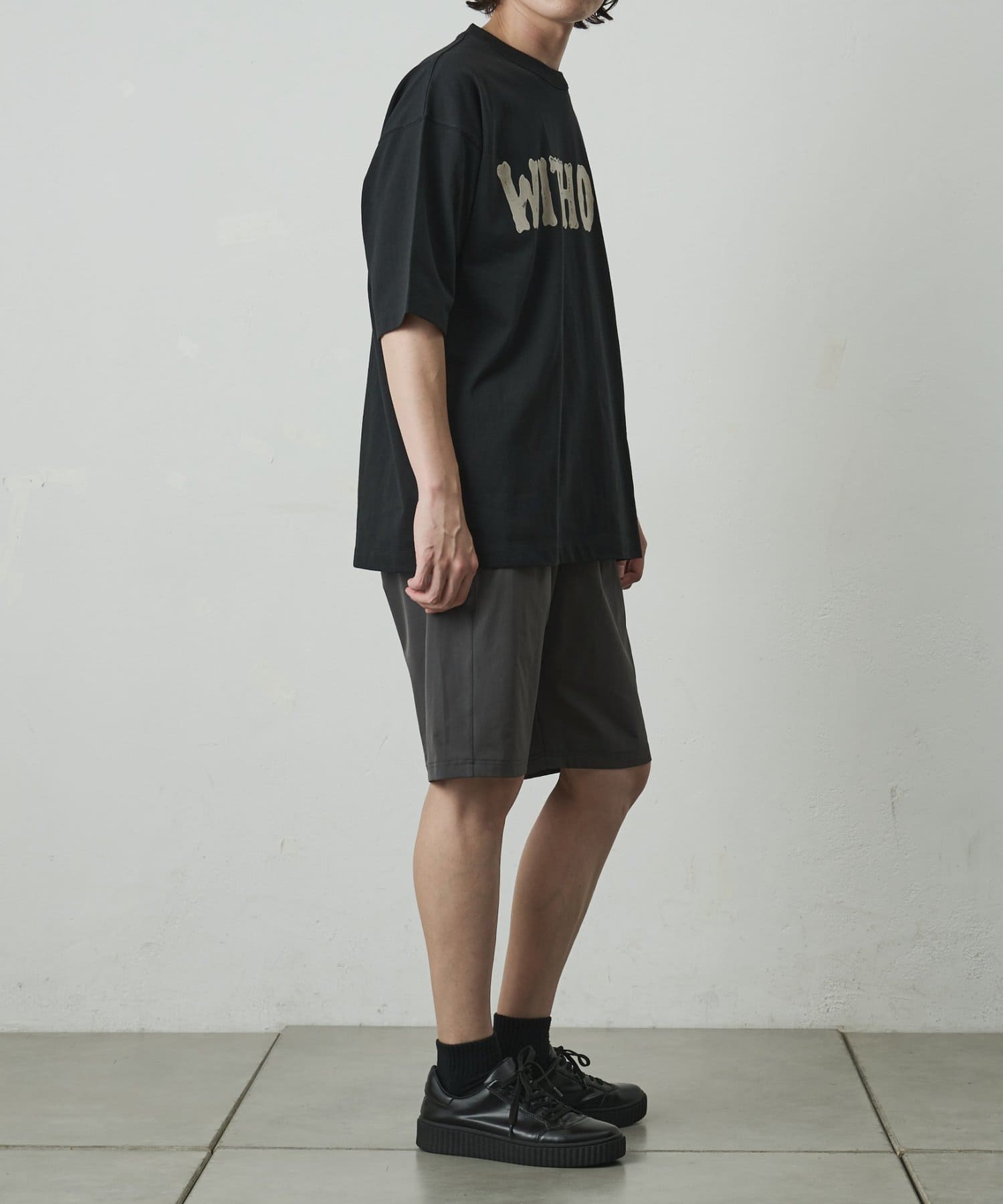 COLONY 2139(コロニー トゥーワンスリーナイン) フロッキープリントTシャツ