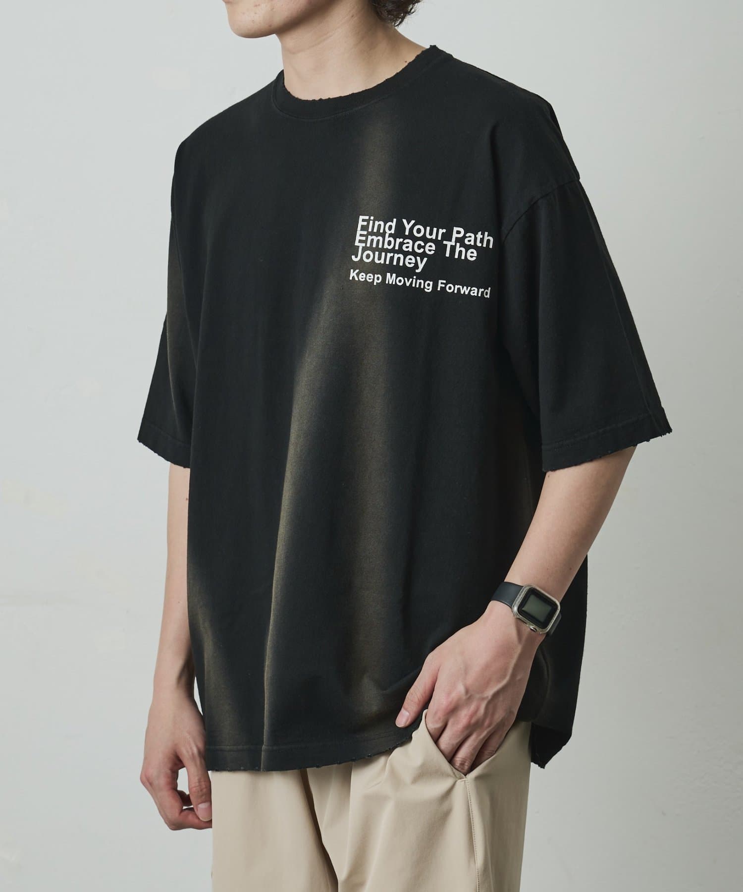 COLONY 2139(コロニー トゥーワンスリーナイン) サンフェードTシャツ