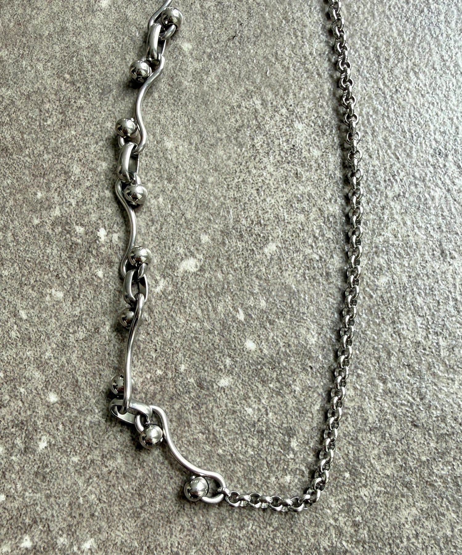 CPCM(シーピーシーエム) ステンレスウェーブネックレス