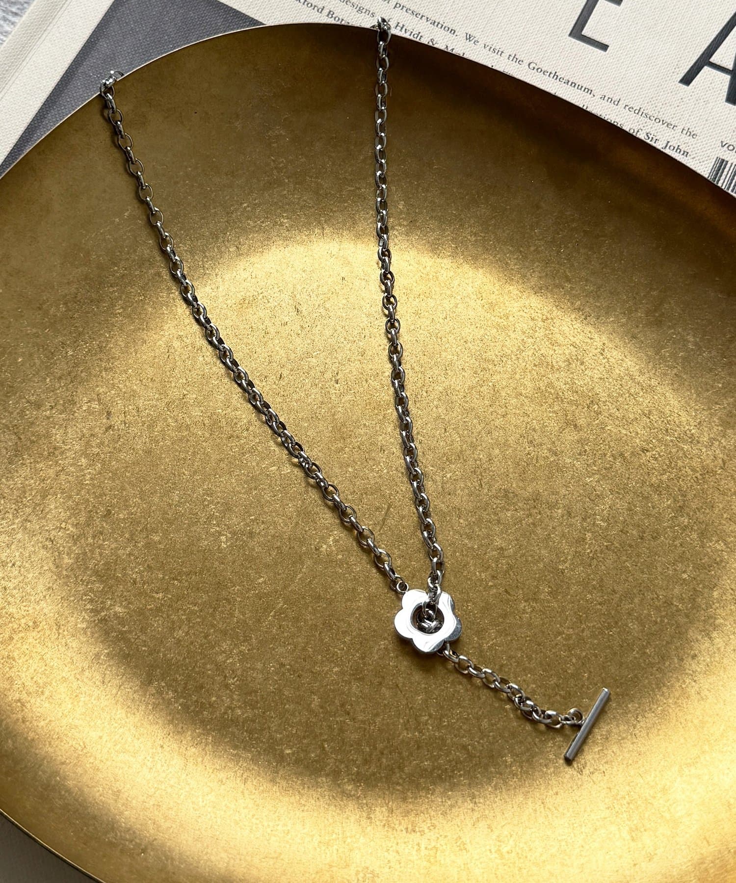 CPCM(シーピーシーエム) ステンレスフラワーネックレス