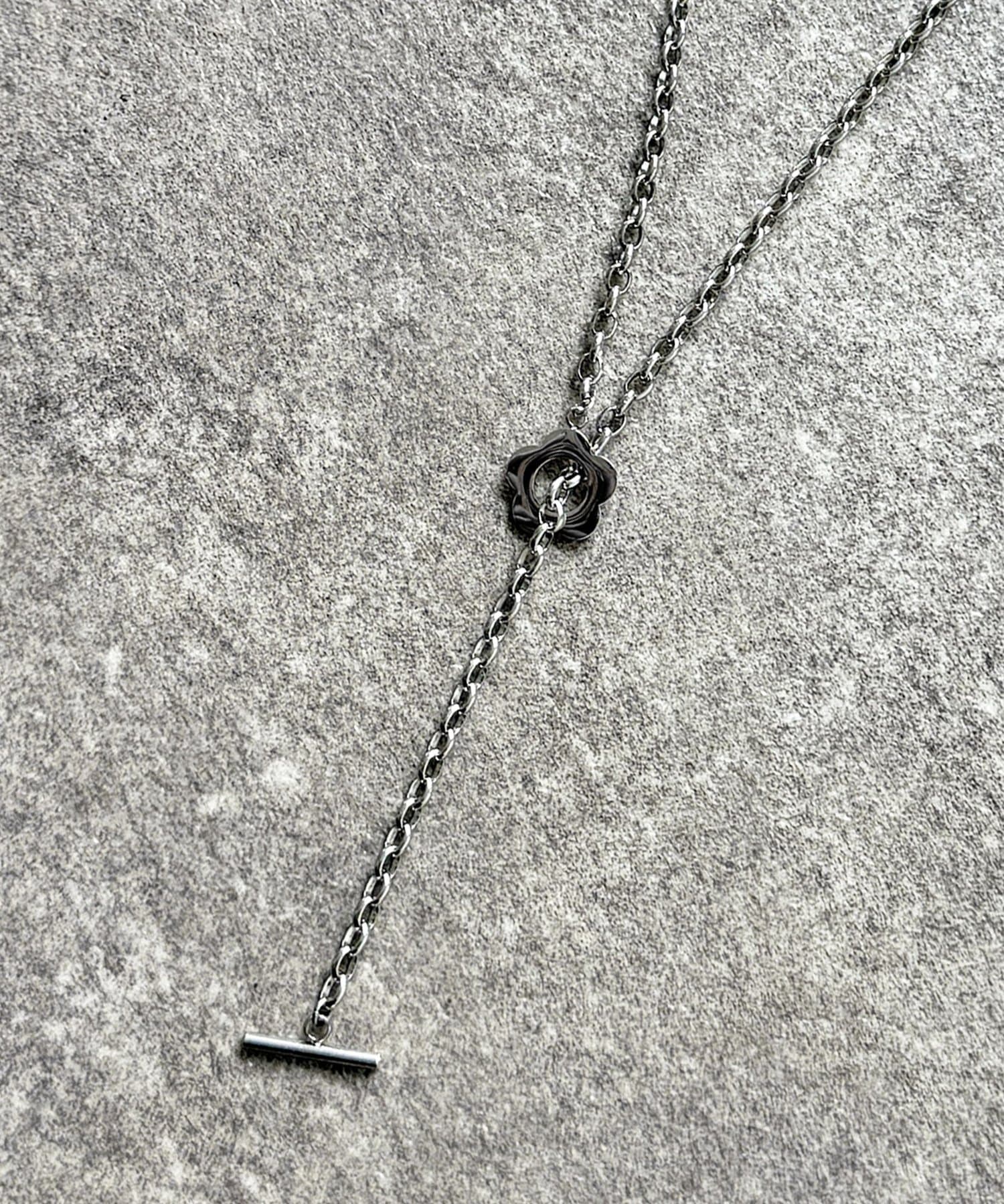 CPCM(シーピーシーエム) ステンレスフラワーネックレス