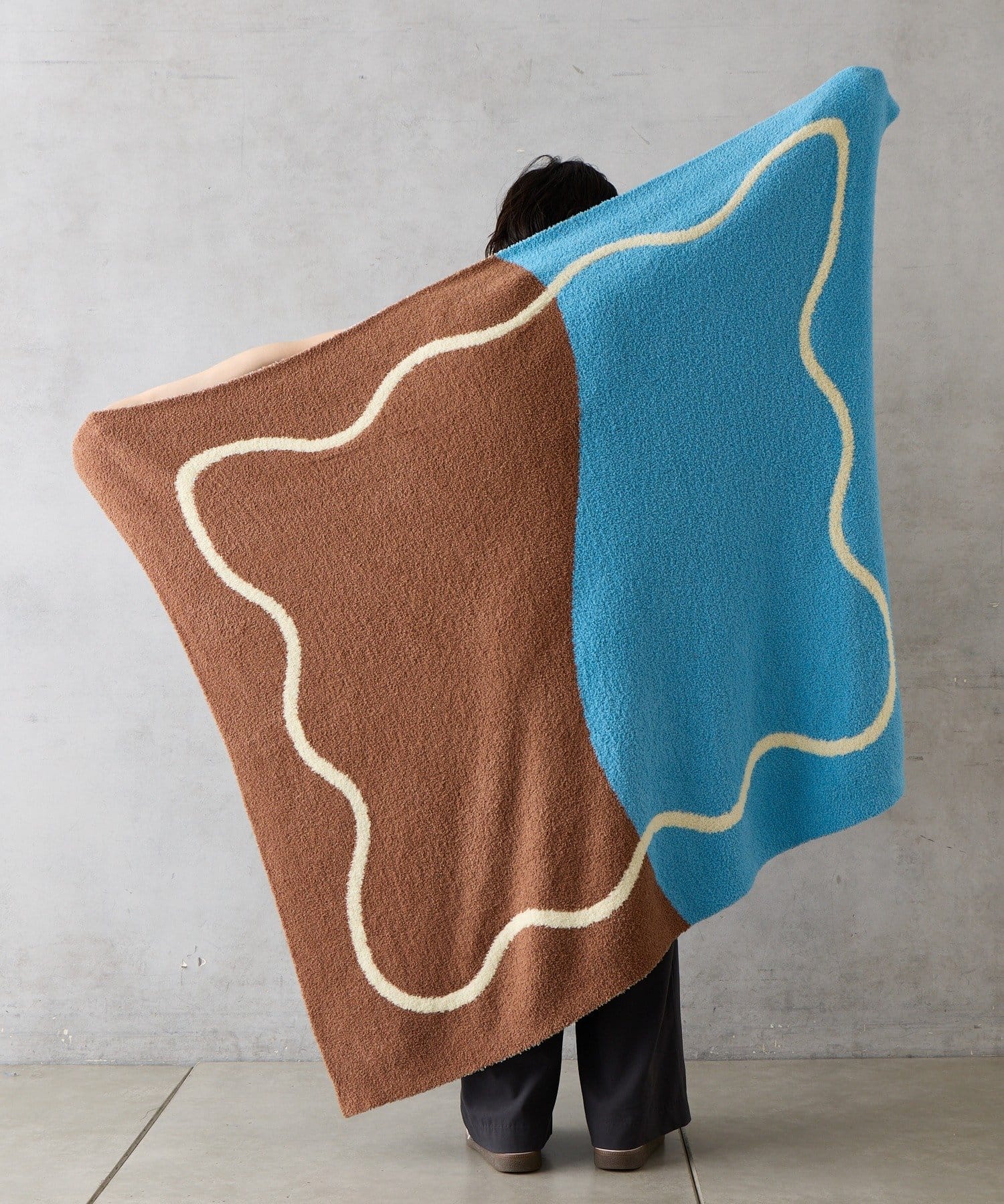 BIRTHDAY BAR(バースデイバー) 【SAHIR サヒール】Mochimochi blanket　M　ブランケット
