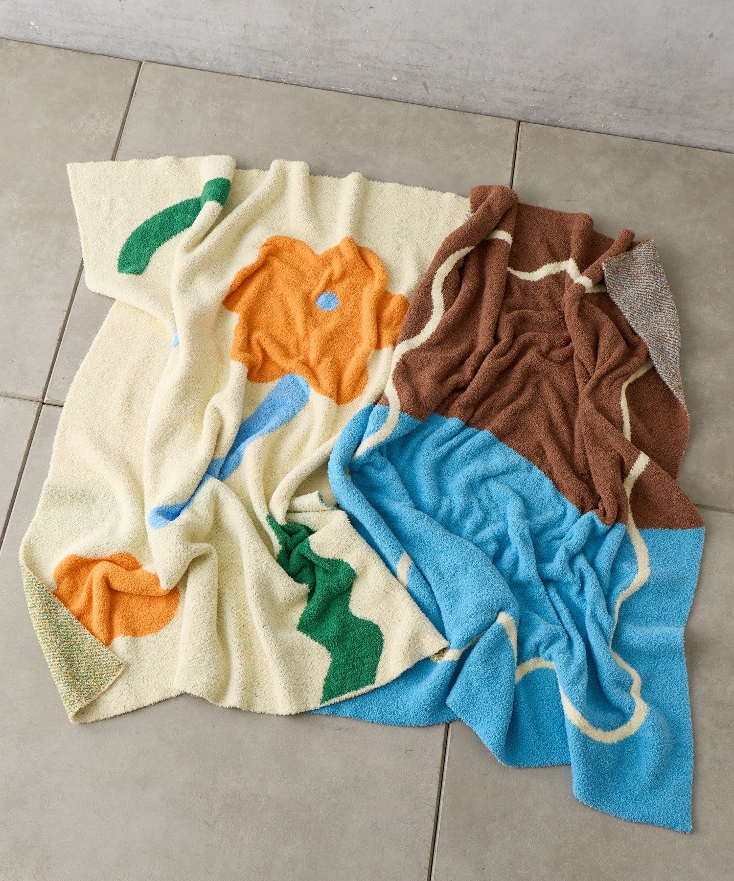 BIRTHDAY BAR(バースデイバー) 【SAHIR サヒール】Mochimochi blanket　M　ブランケット