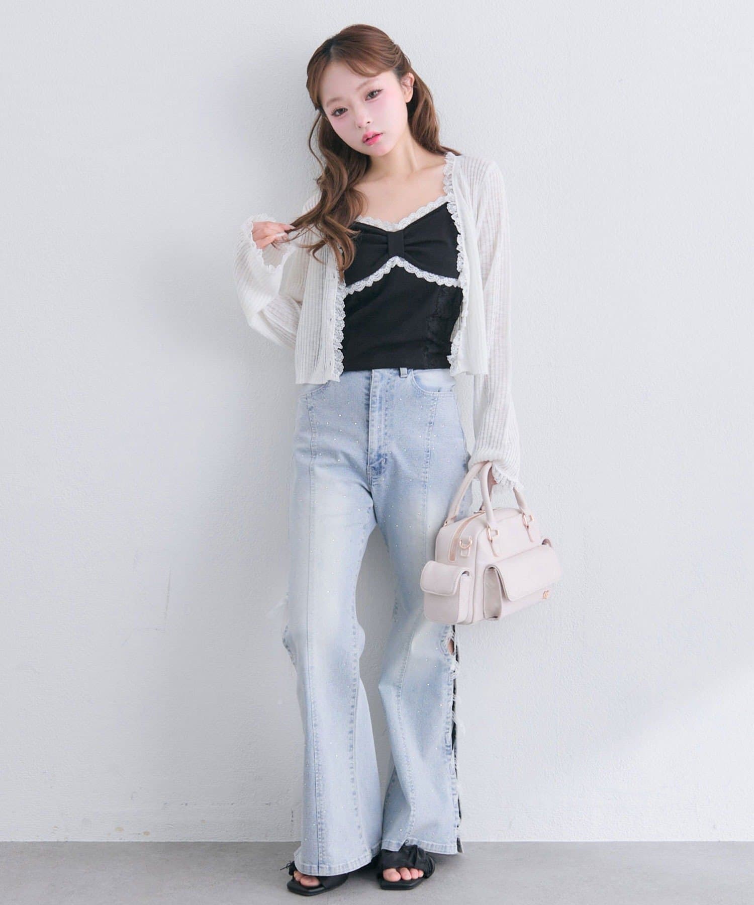 OLIVE des OLIVE(オリーブ デ オリーブ) リボンカップ付きキャミ