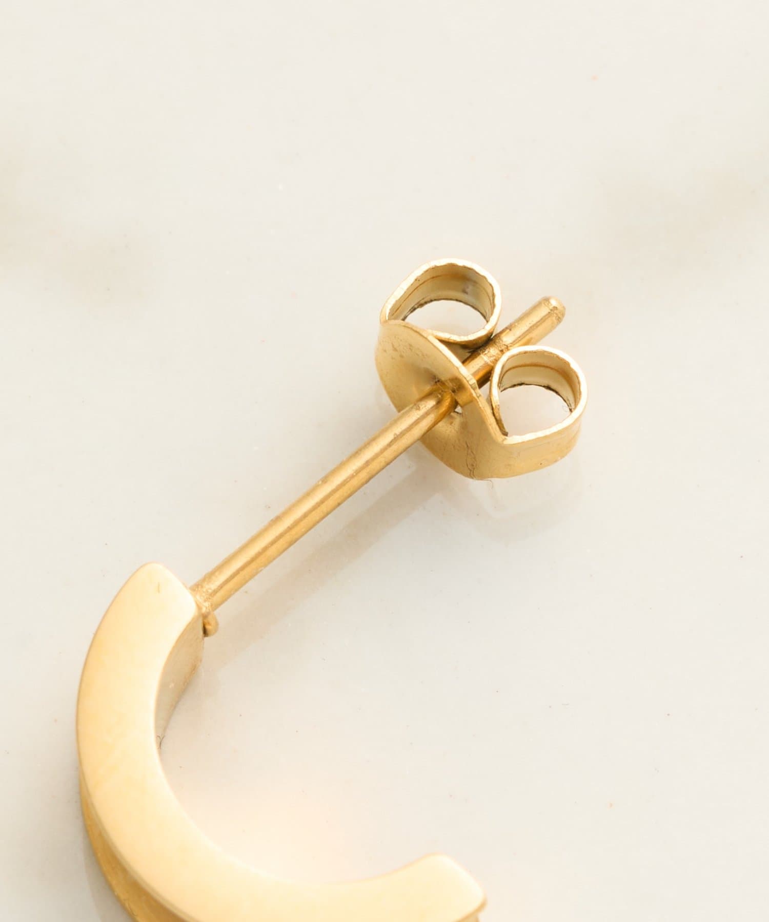 COLLAGE GALLARDAGALANTE(コラージュ ガリャルダガランテ) 【PAPILLONNER/パピヨネ】ステンレスハーフフープピアス