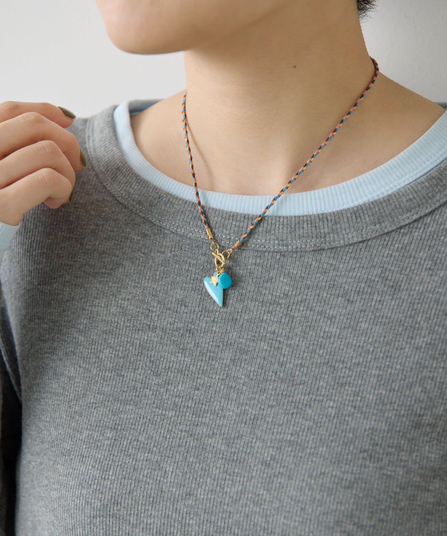 ear PAPILLONNER(イア パピヨネ) 【ELI ON EAR(エリオンイヤー】ハートモチーフネックレス