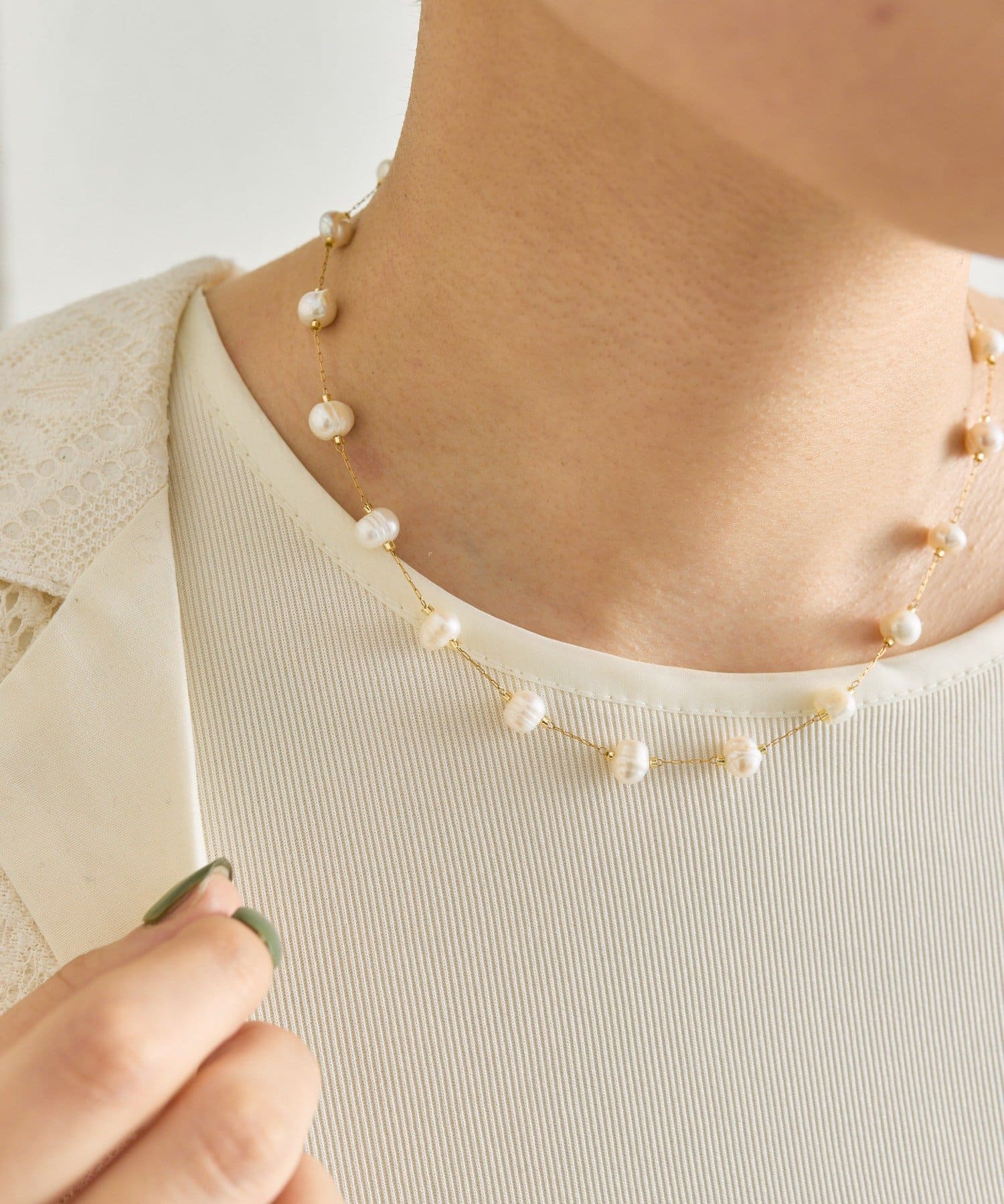 ear PAPILLONNER(イア パピヨネ) 【ELI ON EAR(エリオンイヤー】パールネックレス