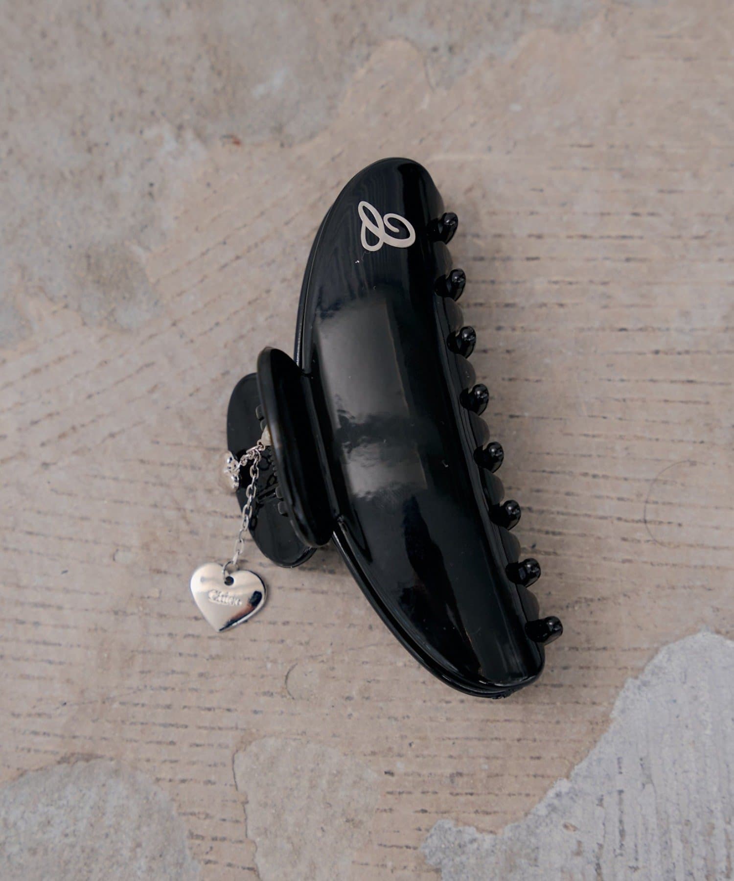 Chico(チコ) ハートチャーム付きヘアクリップ