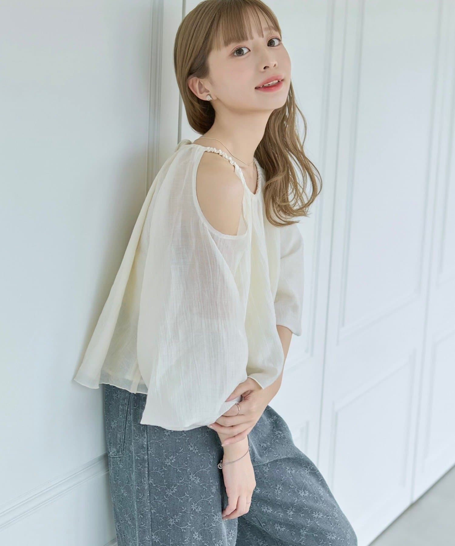 Kastane(カスタネ) 【WEB先行/S.Lサイズ展開】カットアウトブラウス