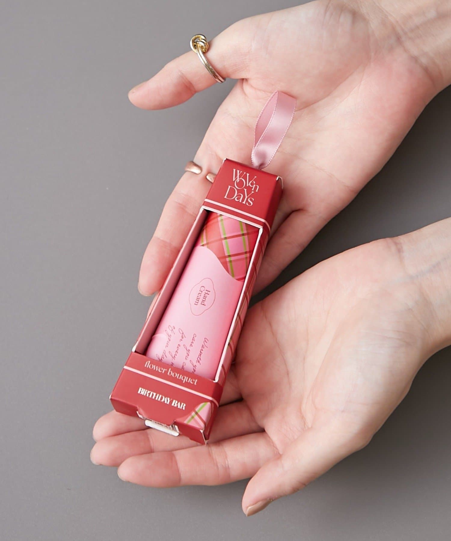 BIRTHDAY BAR(バースデイバー) WOVEN DAYS Hand Cream　ハンドクリーム