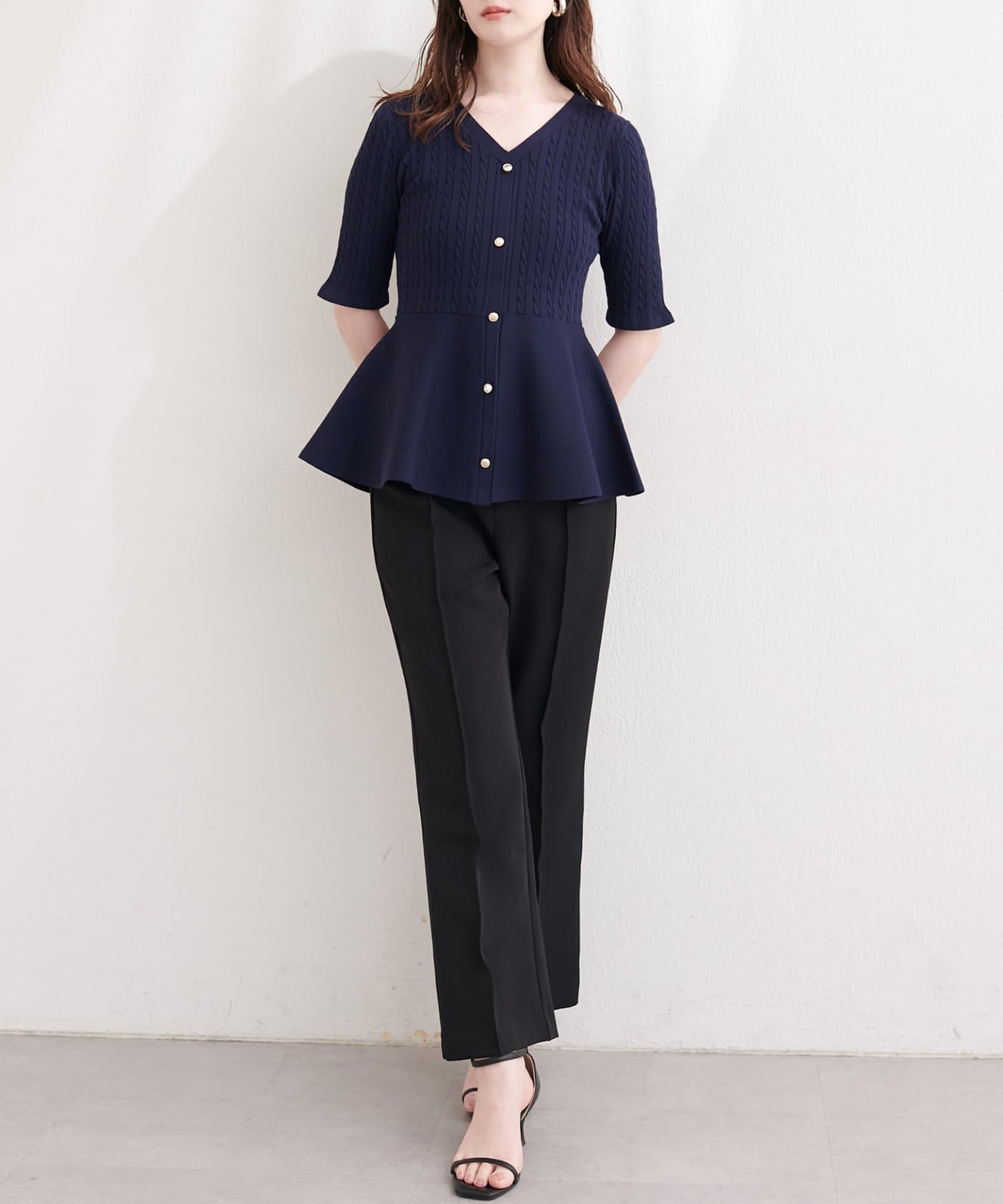 natural couture(ナチュラルクチュール) ケーブル編みペプラムニット