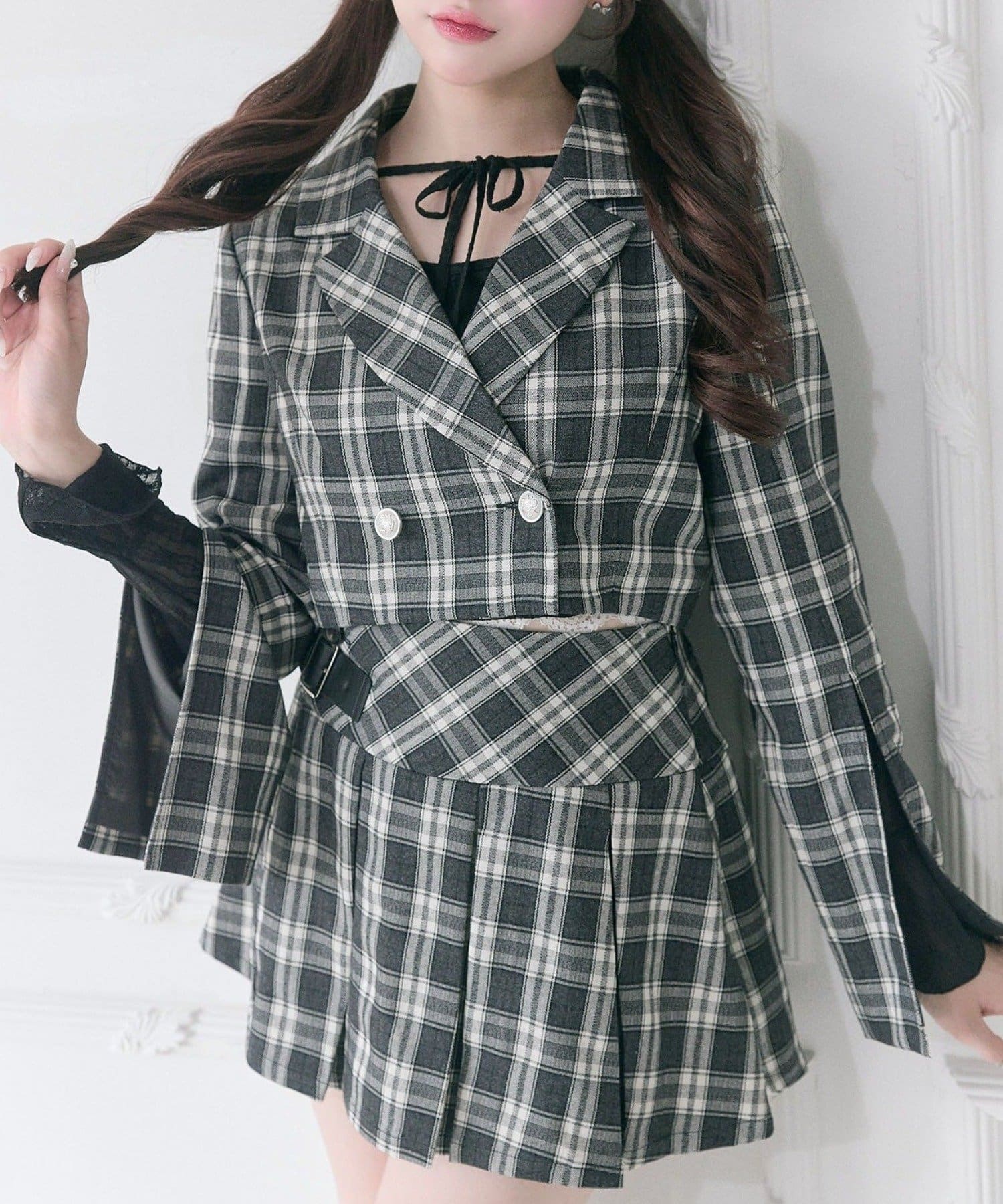 NICE CLAUP / OLIVE des OLIVE OUTLET(ナイスクラップ  / オリーブ デ オリーブ アウトレット) 【Belle Charme】スリーブスリットショートテーラードジャケット