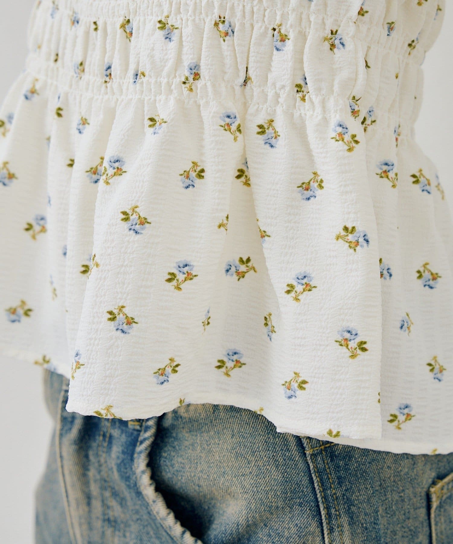 NICE CLAUP / OLIVE des OLIVE OUTLET(ナイスクラップ  / オリーブ デ オリーブ アウトレット) 【ANOTHER BRANCH】2WAYシャーリングパフ袖ブラウス