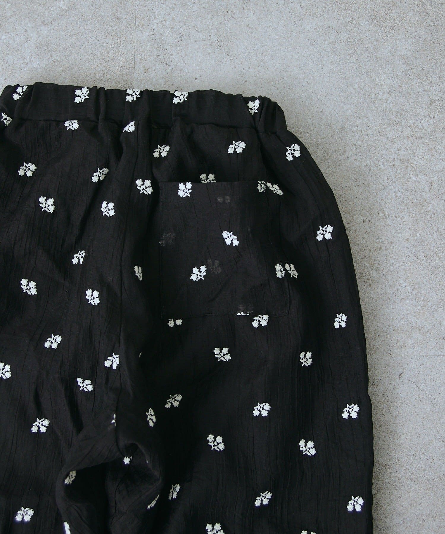 CIAOPANIC TYPY(チャオパニックティピー) 【KIDS】フラワー刺繍パイピングパンツ：100～150cm